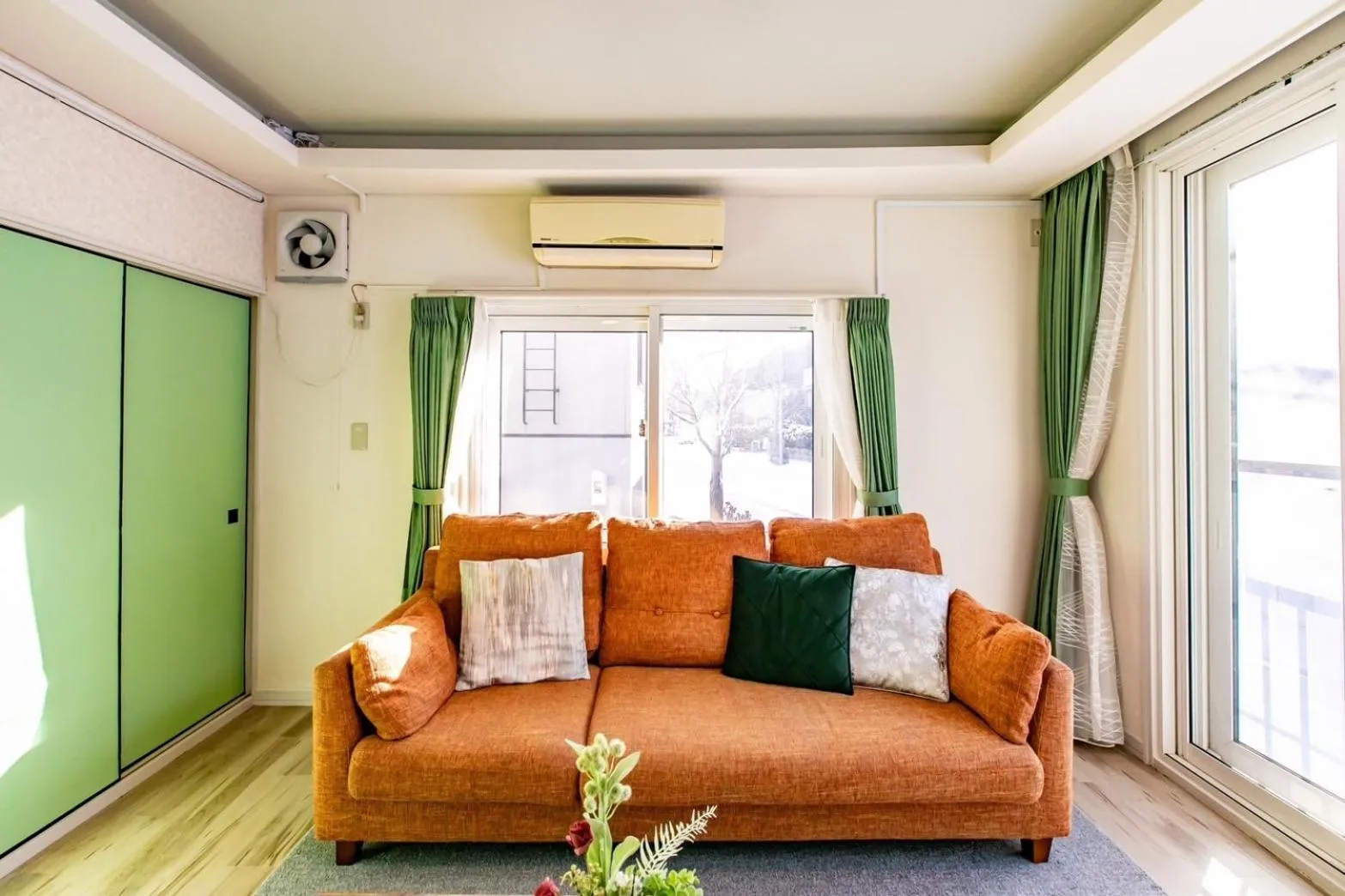 Living room in THE SUNLIGHT