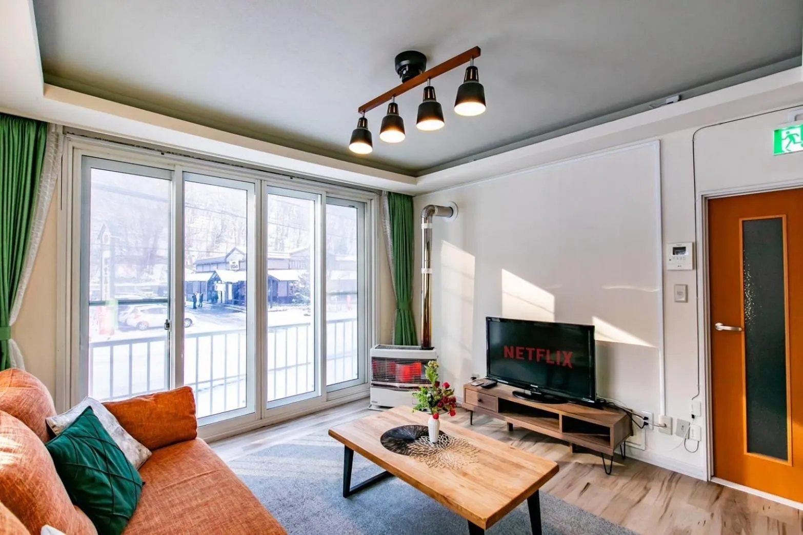 TV and multimedia in THE SUNLIGHT