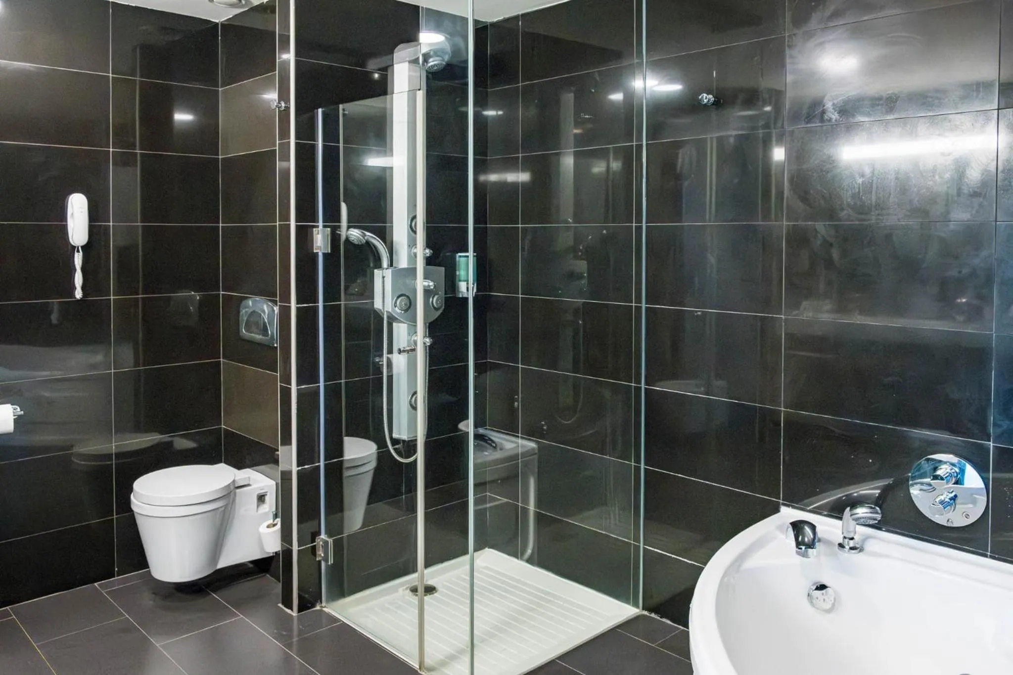 Shower in Bakour La Manga Splash