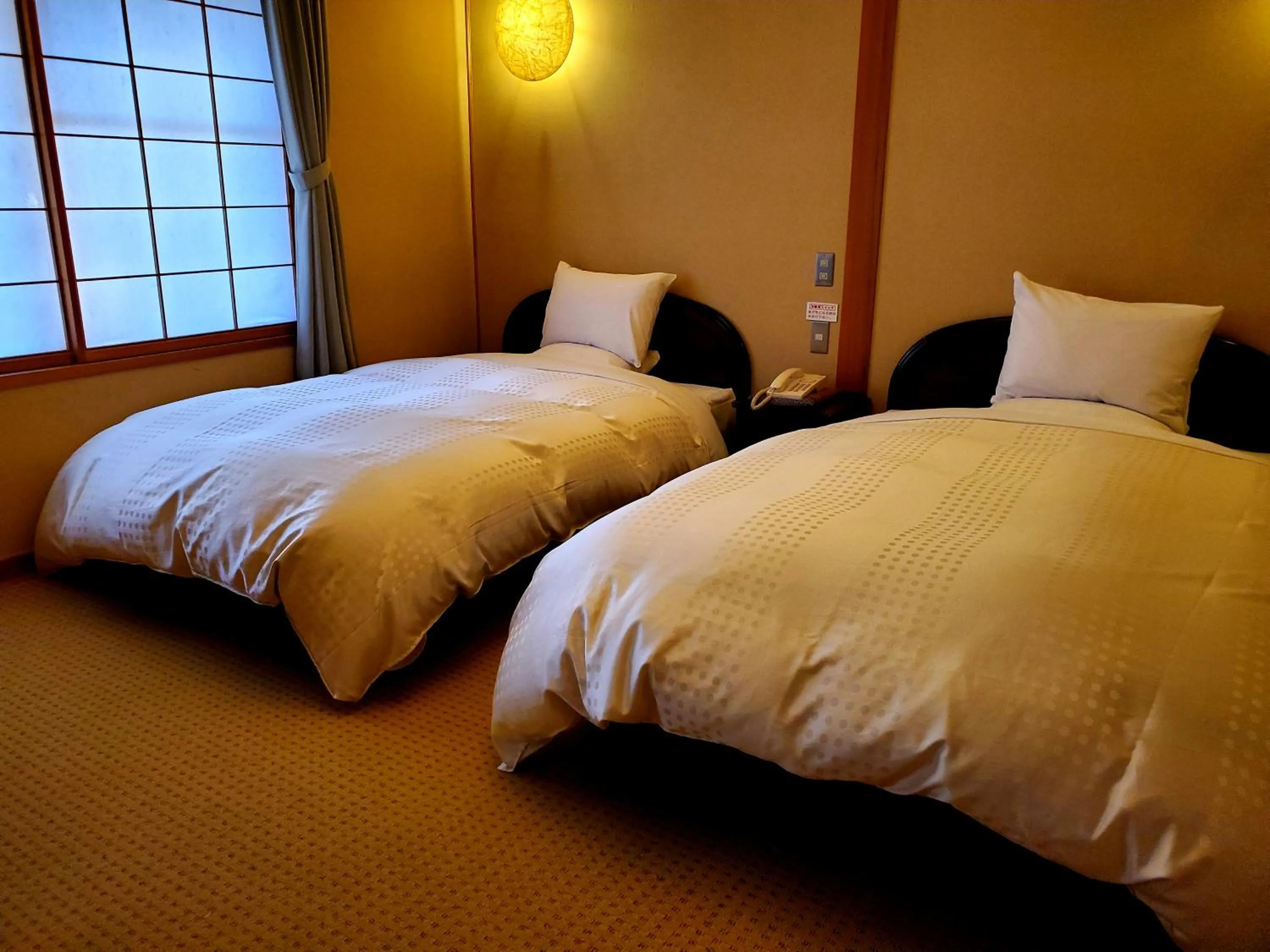 Photo of the whole room, Bed in Ryotei Tanokura