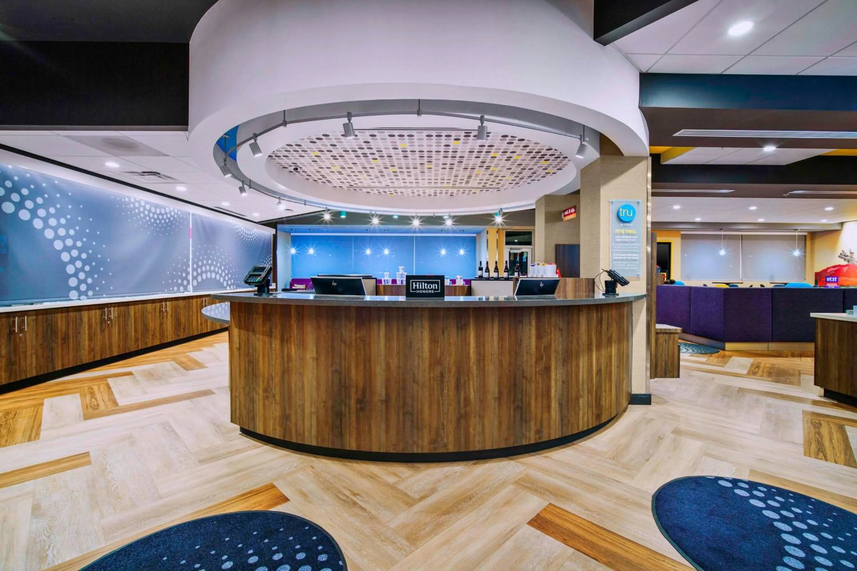 Lobby or reception in Tru By Hilton Goodyear Phoenix West, Az