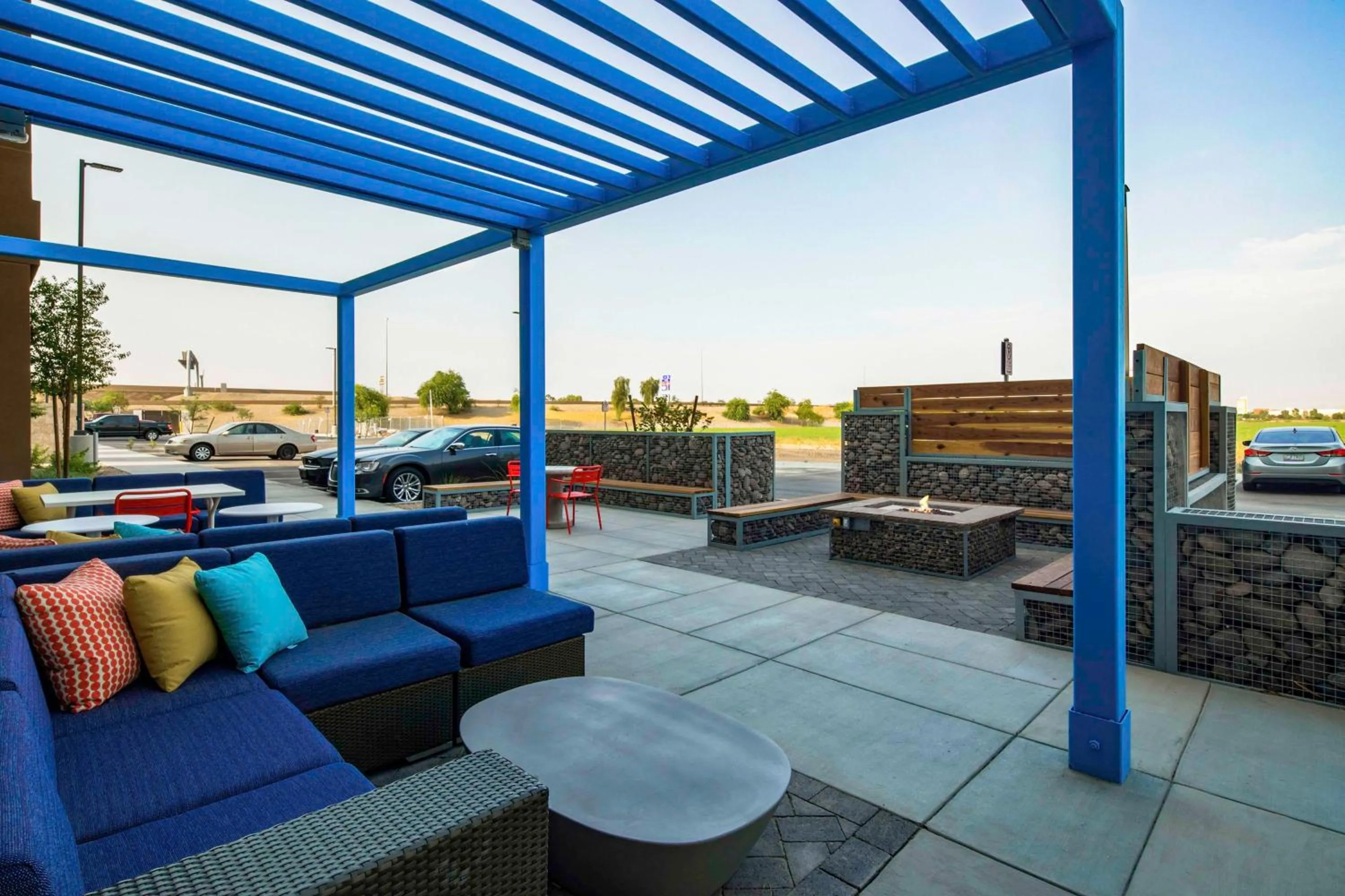 Patio in Tru By Hilton Goodyear Phoenix West, Az