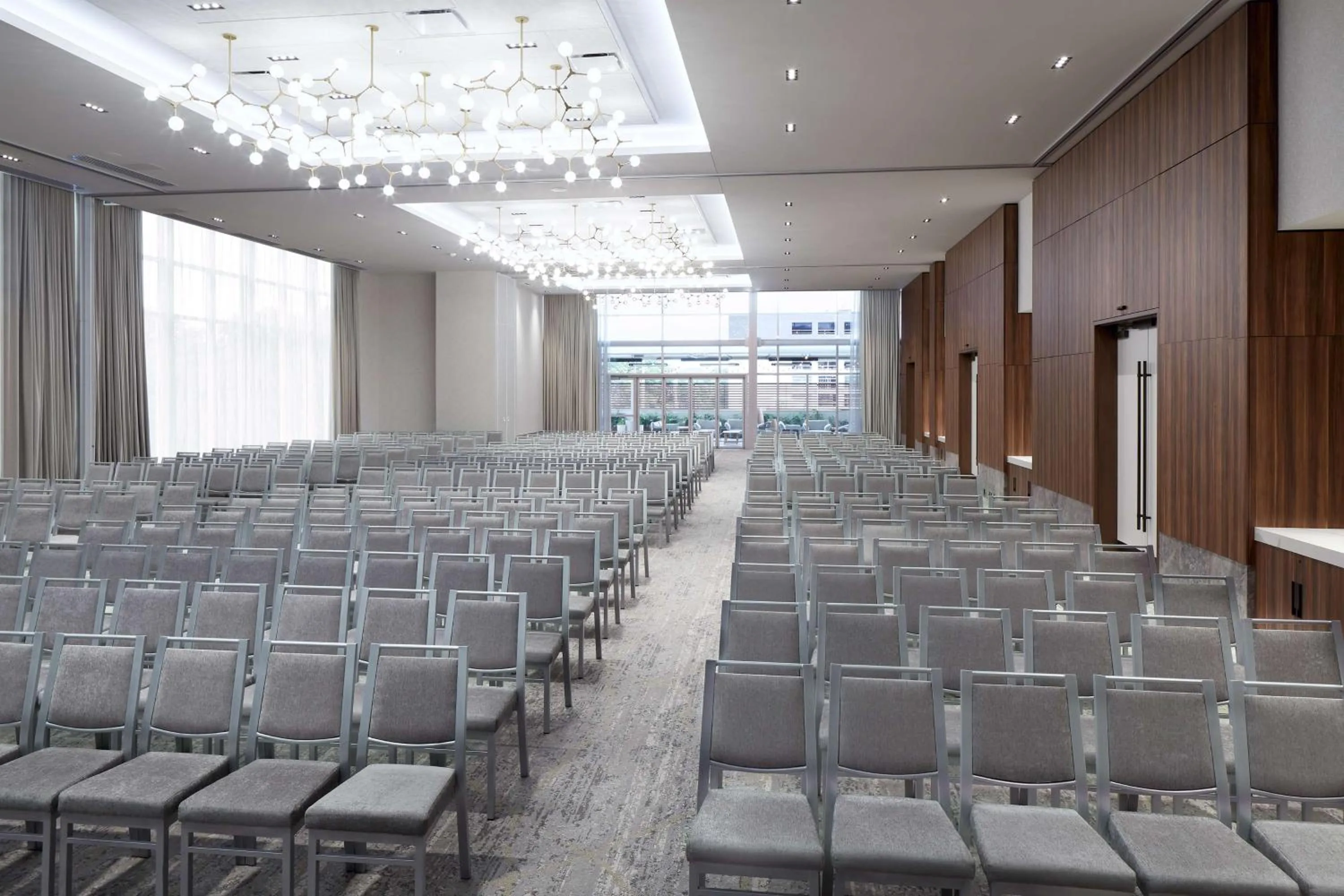 Meeting/conference room in Homewood Suites By Hilton Montreal Midtown