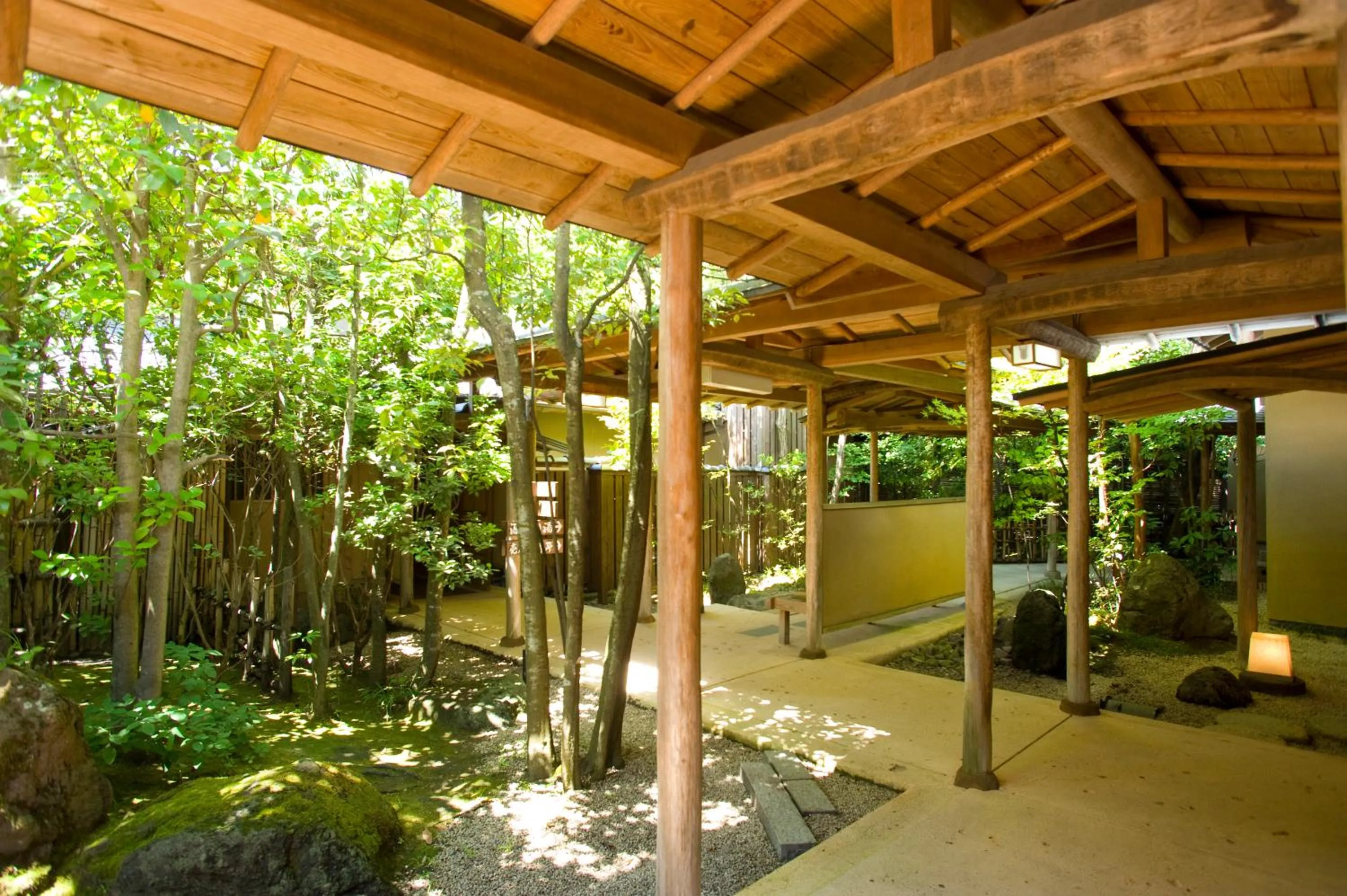 Garden in Kutsurogi-no-Yado Nanakawa