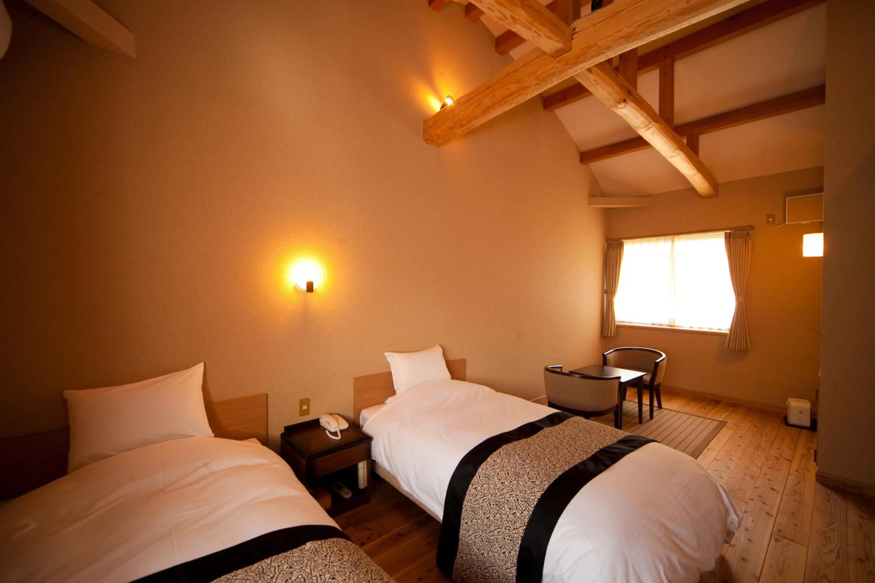 Bed in Kutsurogi-no-Yado Nanakawa