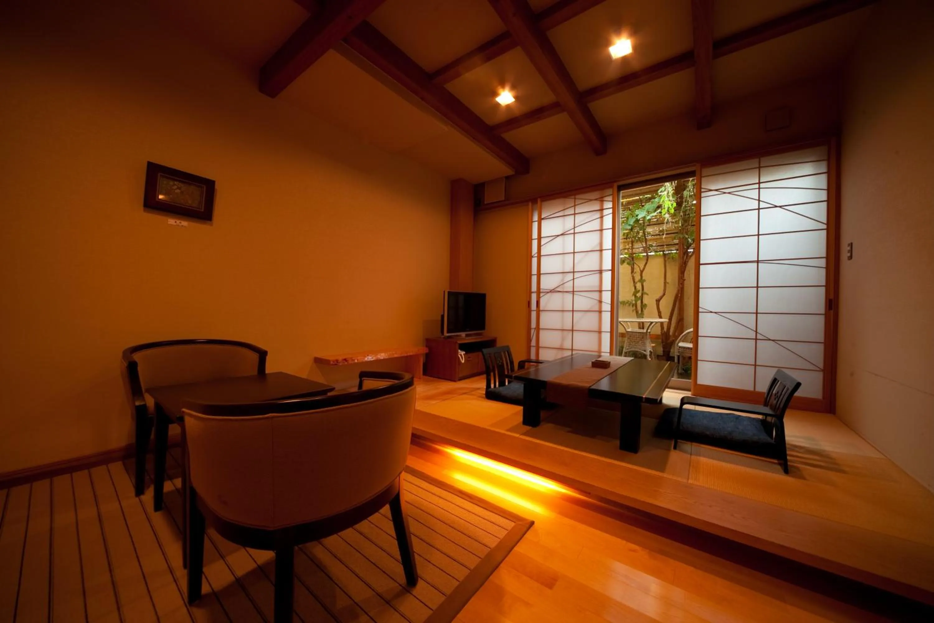 Living room in Kutsurogi-no-Yado Nanakawa