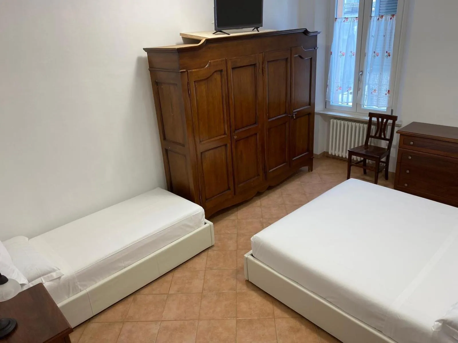 TV and multimedia, Bed in B&B Giulia