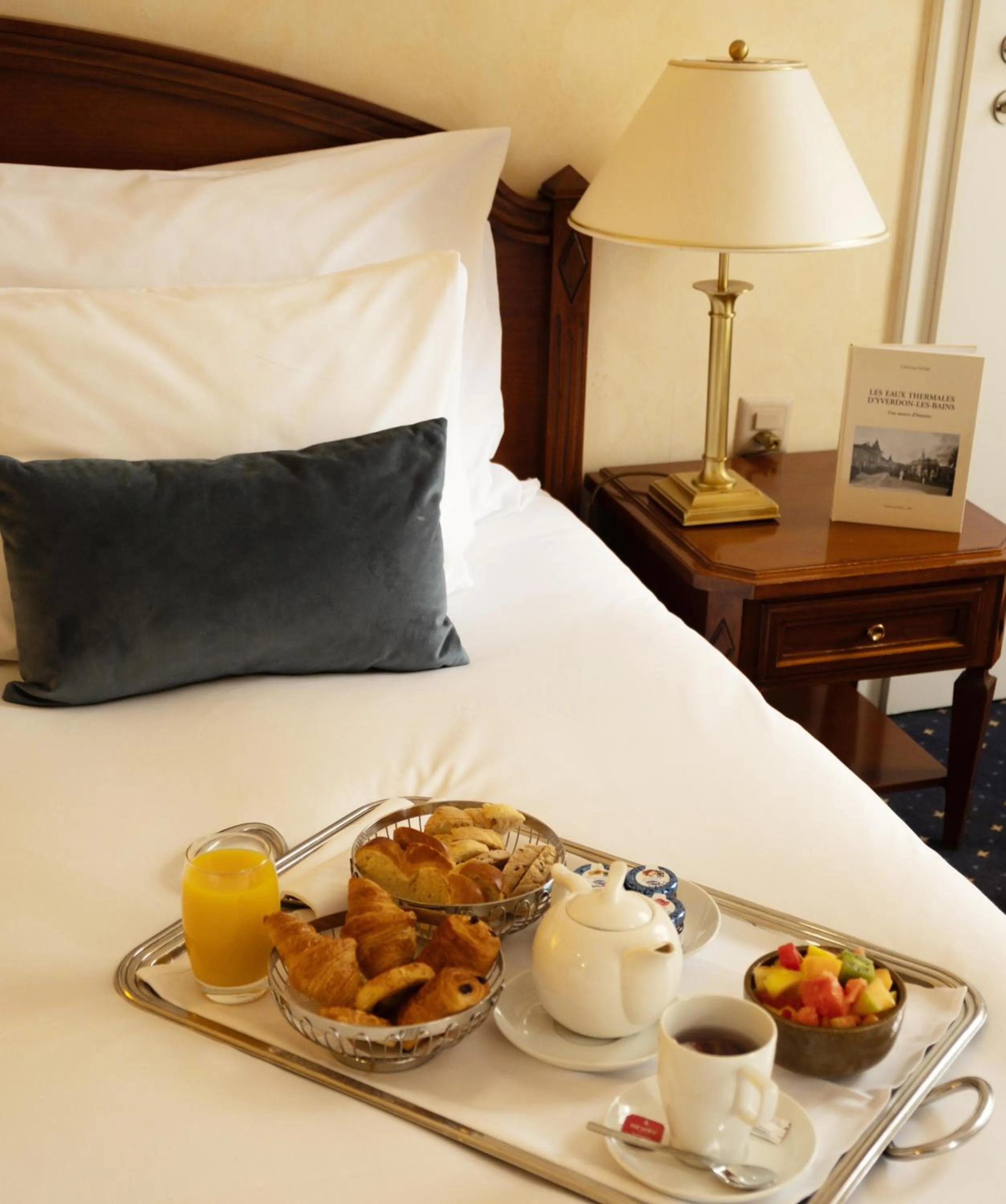 Bed in Grand Hotel et Centre Thermal d'Yverdon-les-Bains