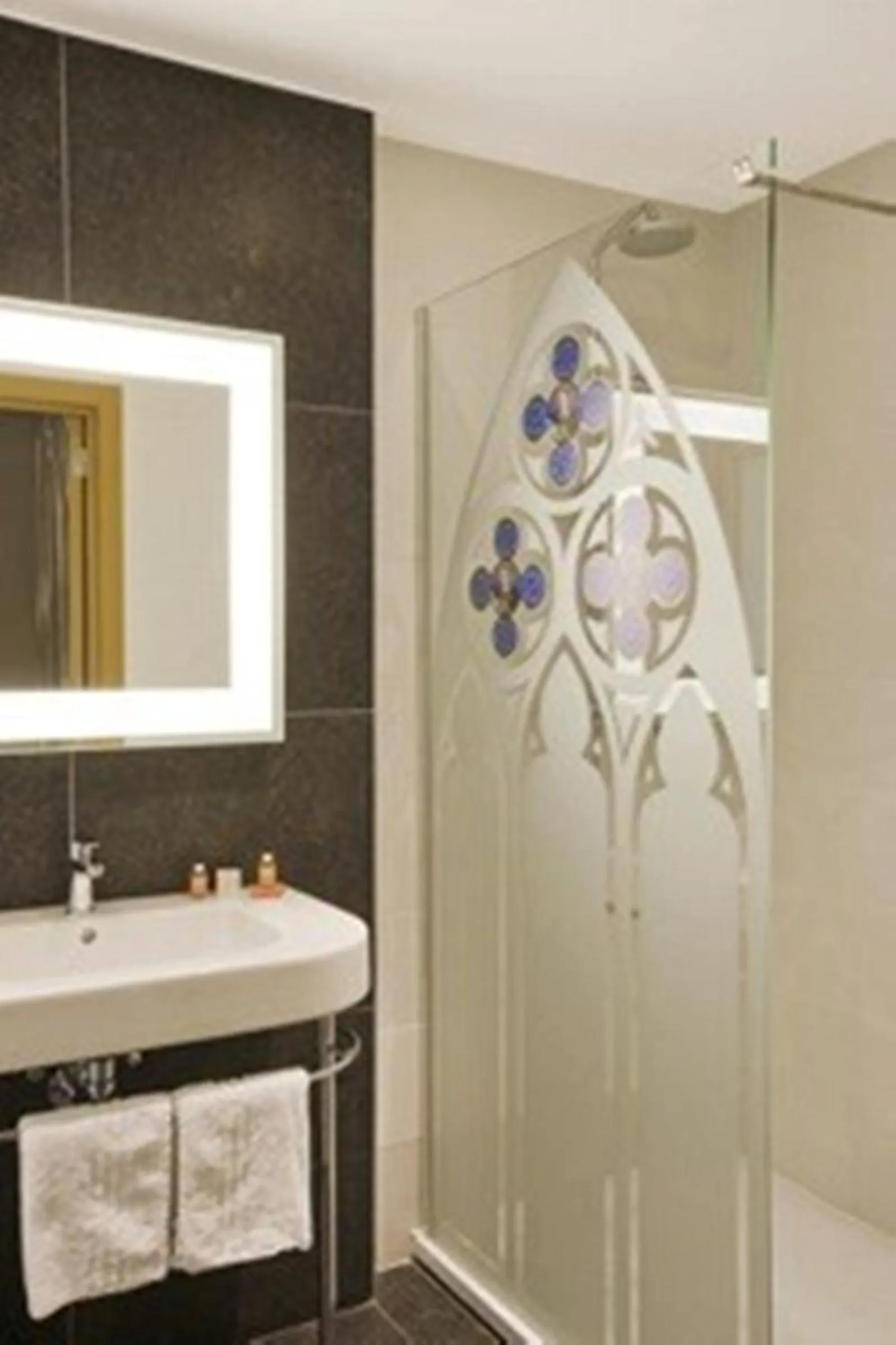 Bathroom in Martin's Dream Hotel