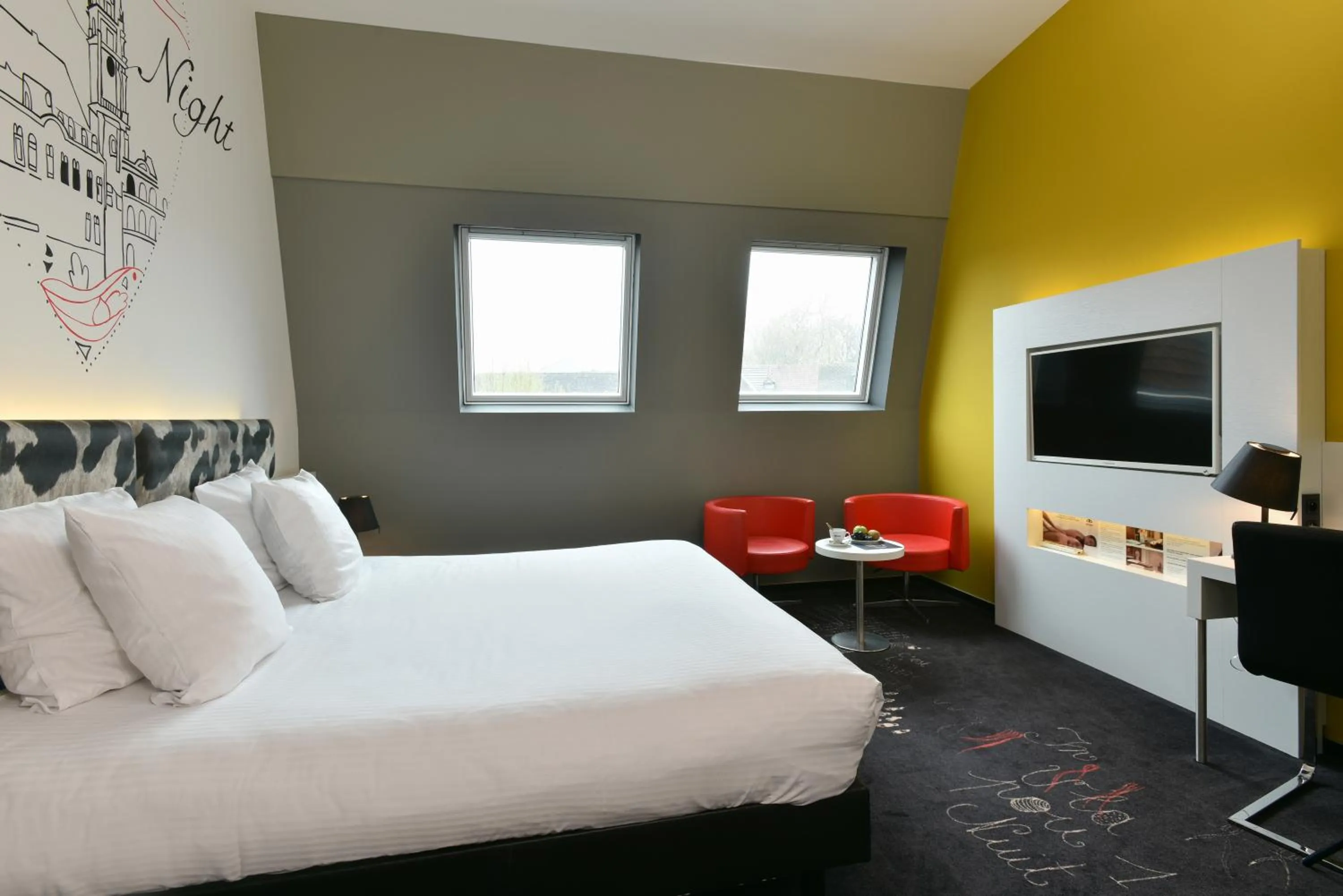 Photo of the whole room, Bed in Martin's Dream Hotel