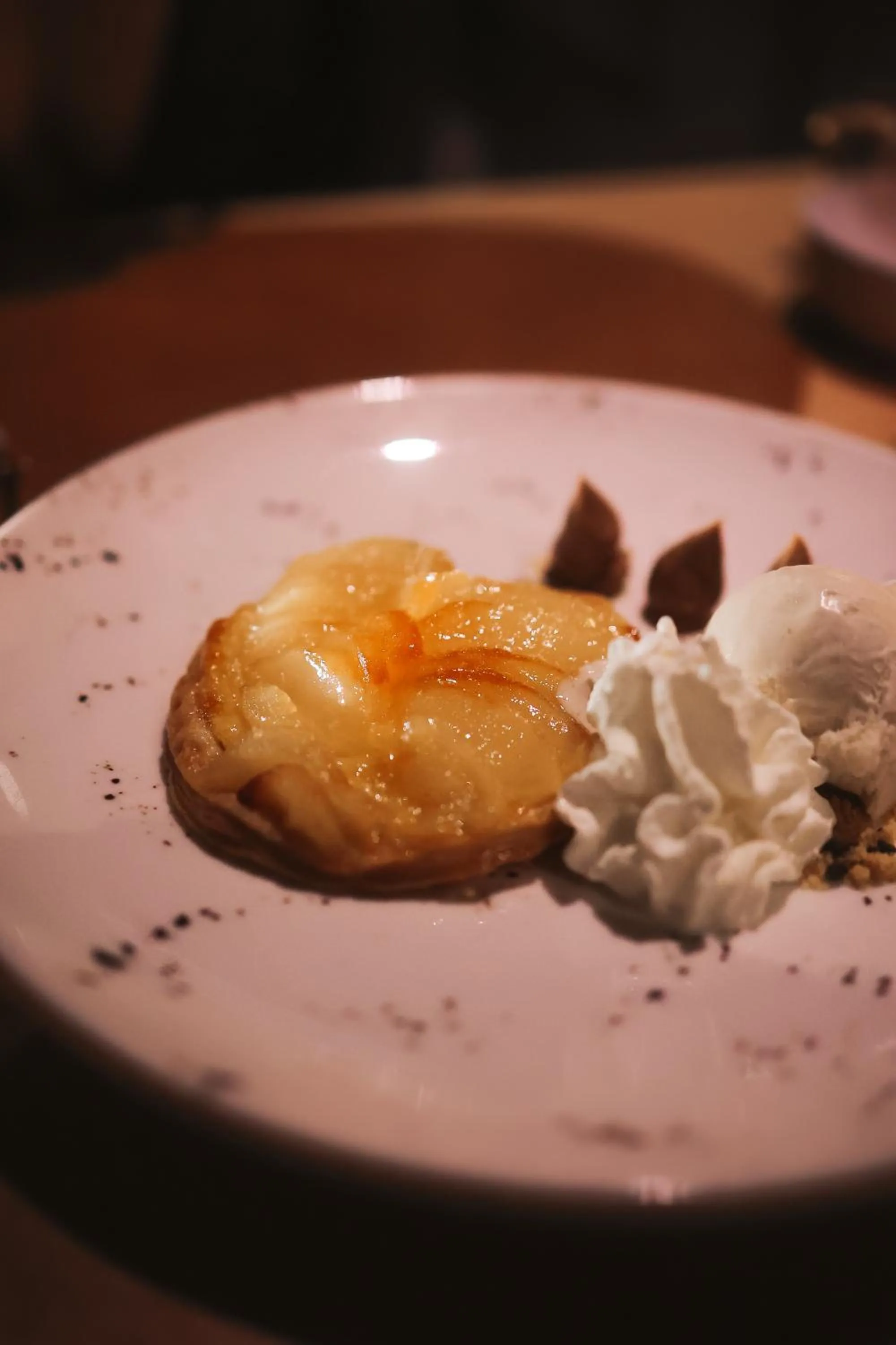 Restaurant/places to eat in Martin's Dream Hotel