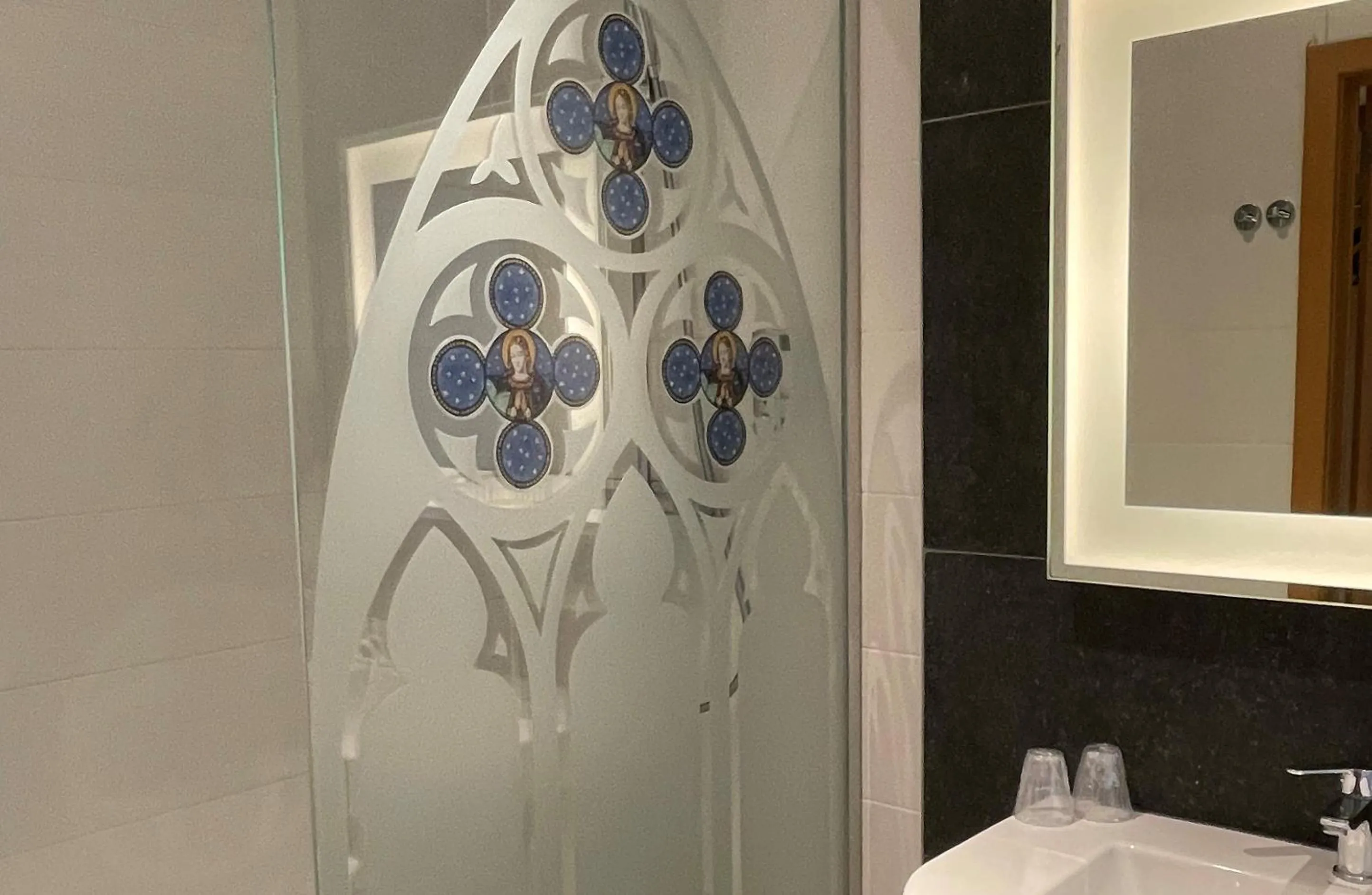 Shower in Martin's Dream Hotel