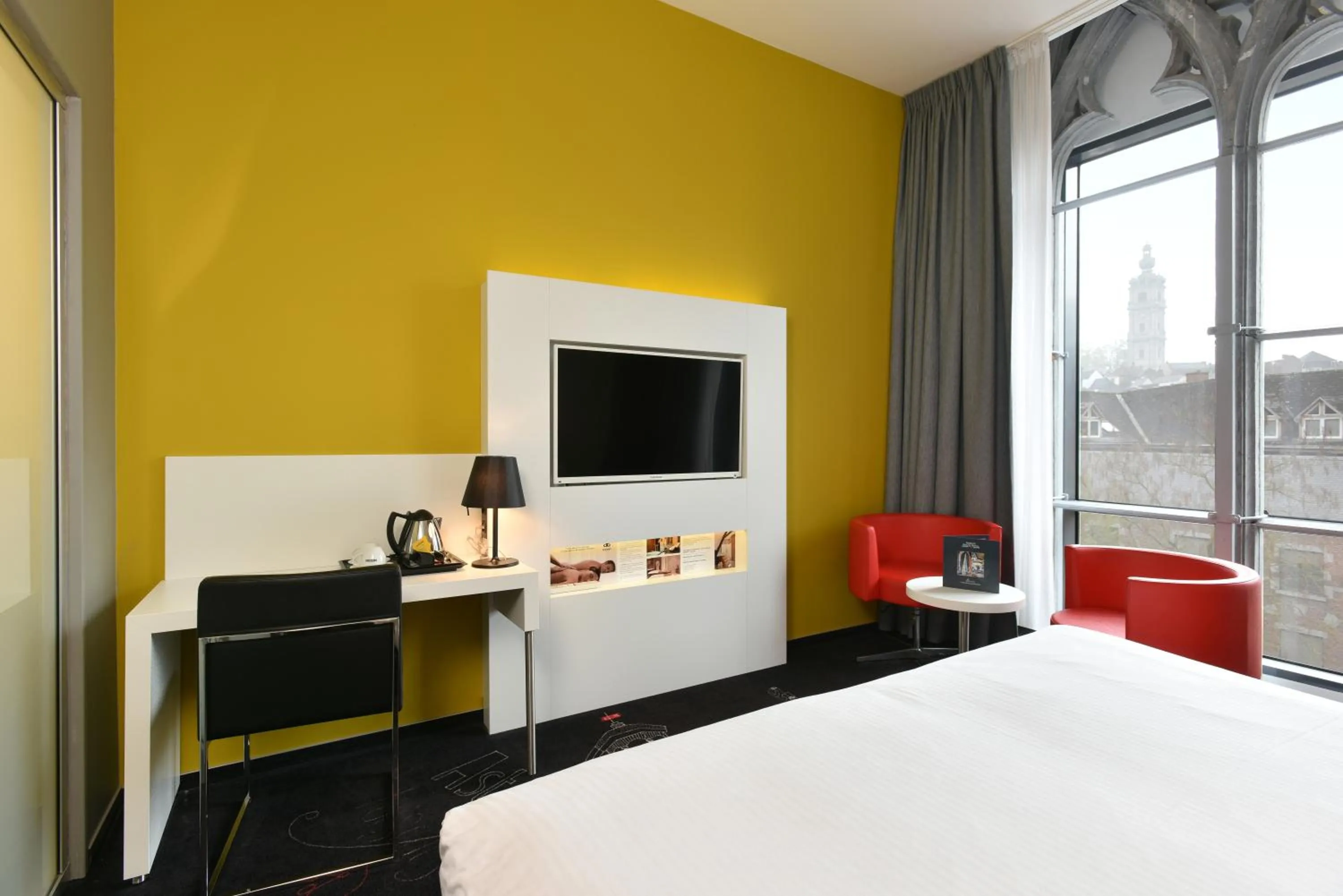 Bed in Martin's Dream Hotel