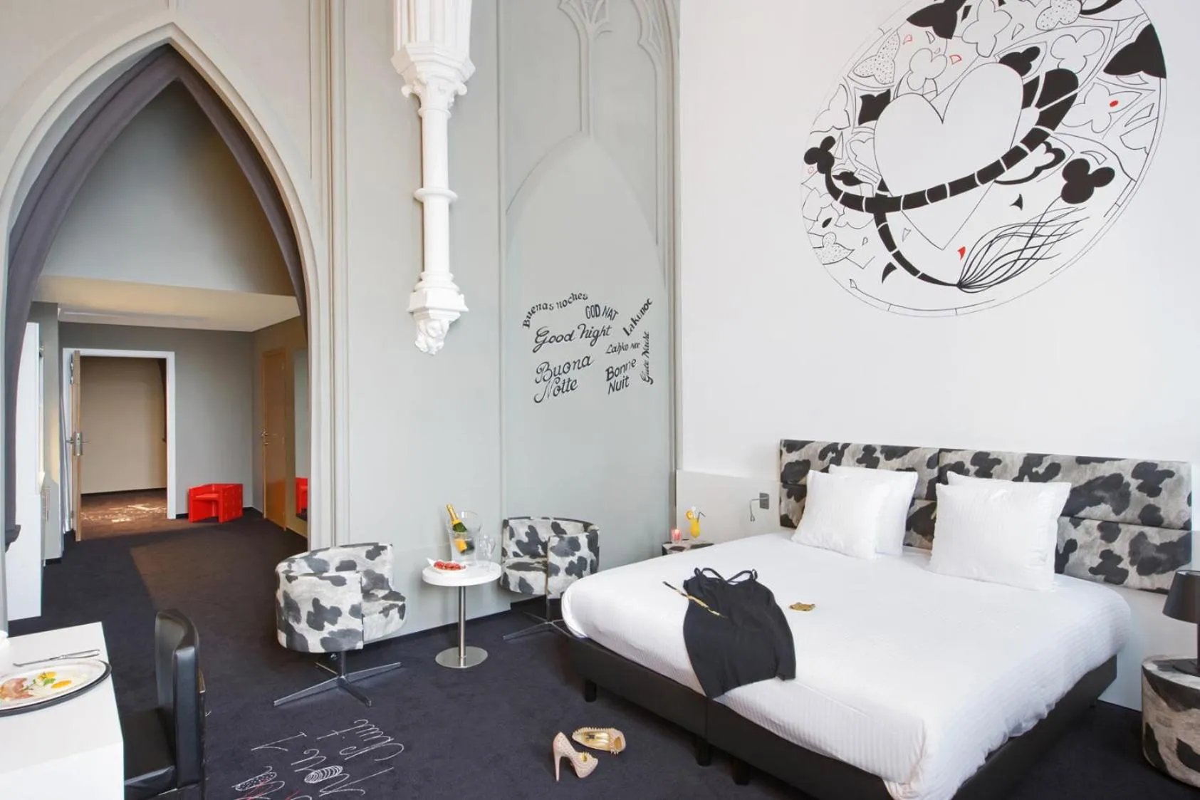 Photo of the whole room, Bed in Martin's Dream Hotel