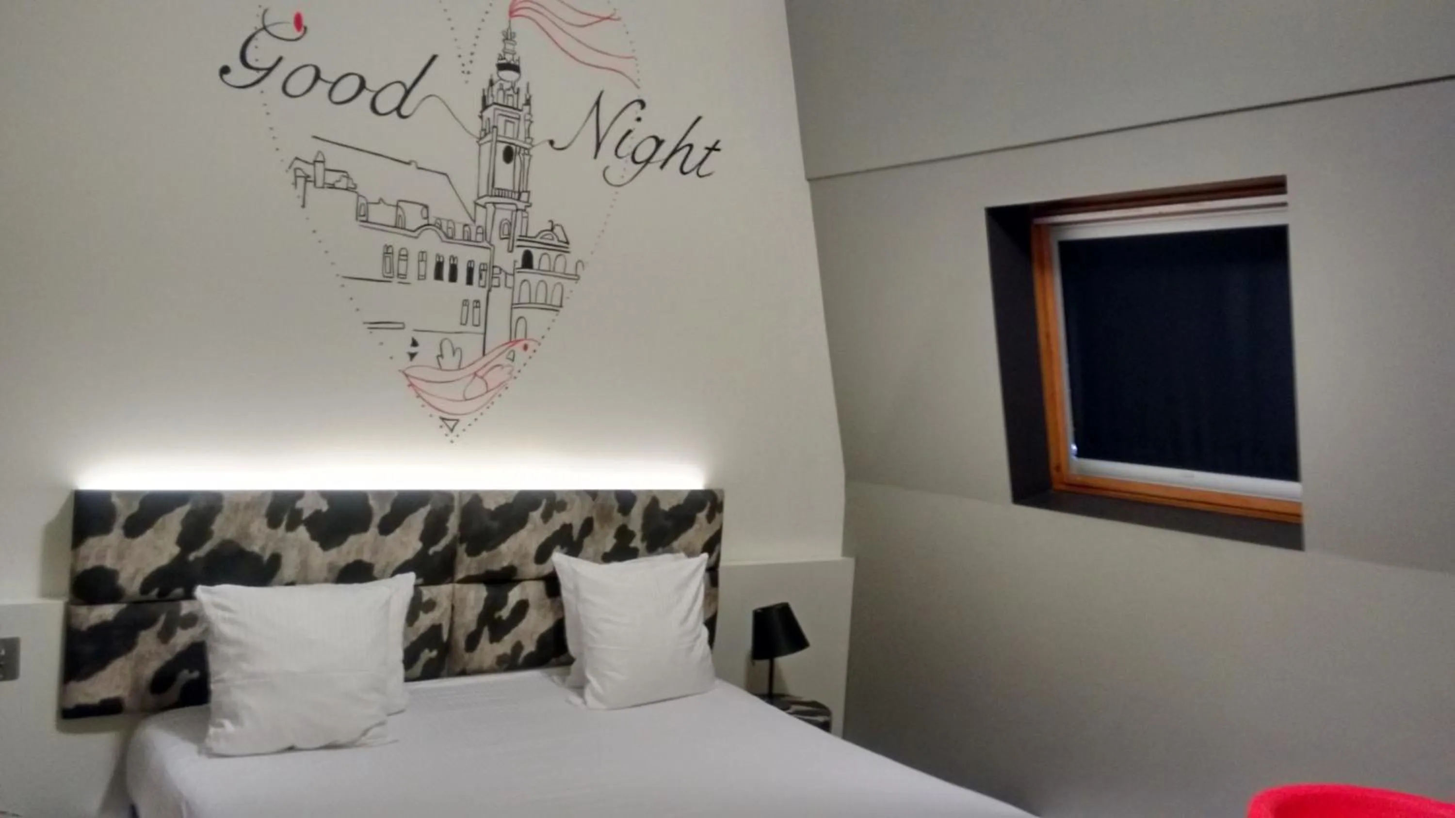 Decorative detail, Bed in Martin's Dream Hotel