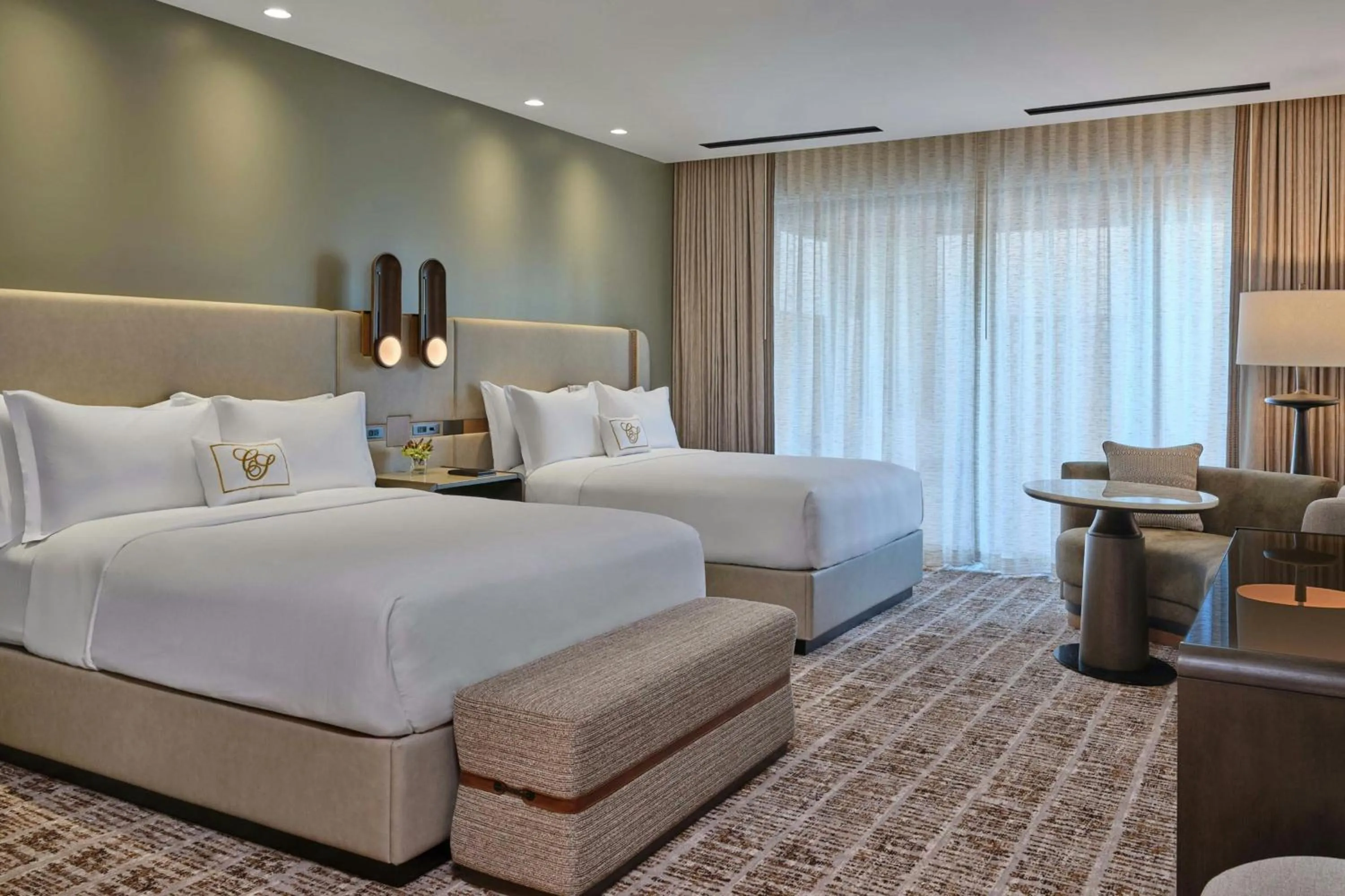 Bedroom, Bed in The Canyon Suites at The Phoenician, a Luxury Collection Resort, Scottsdale