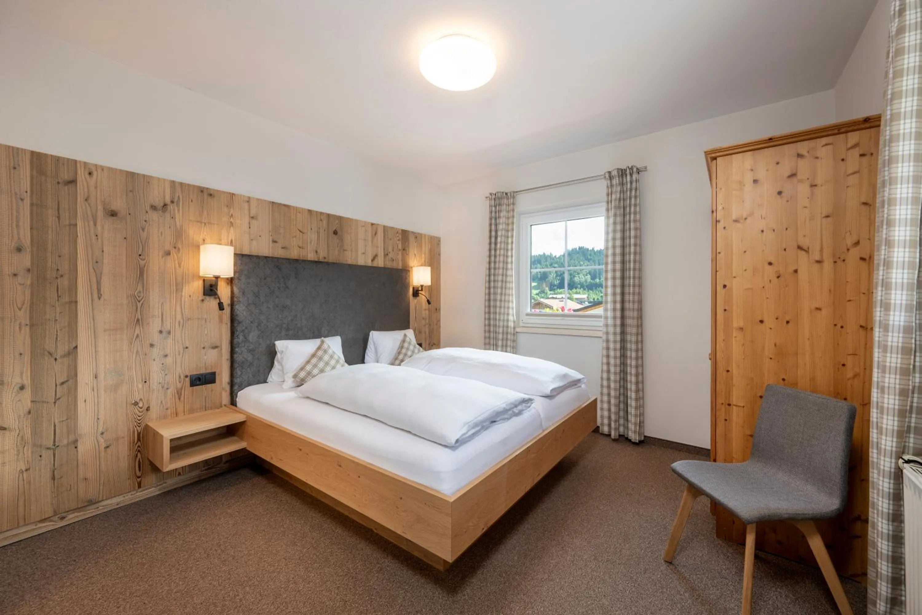 Bed in Aparthotel Stadler