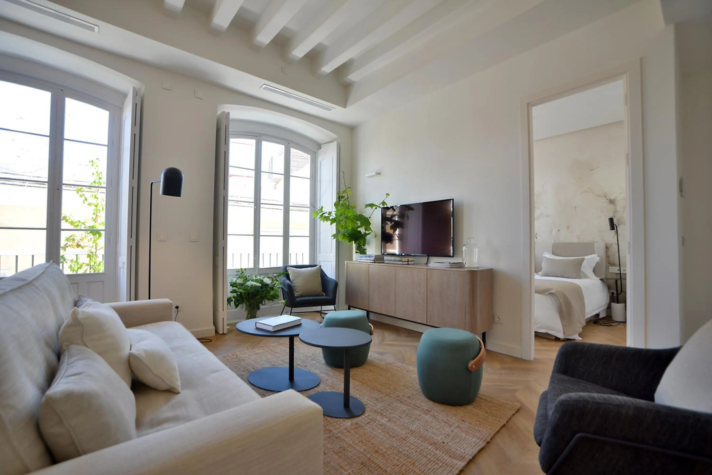 Living room in Plaza Mina Suites - Adults Recommended by Luxury Suites Cadiz