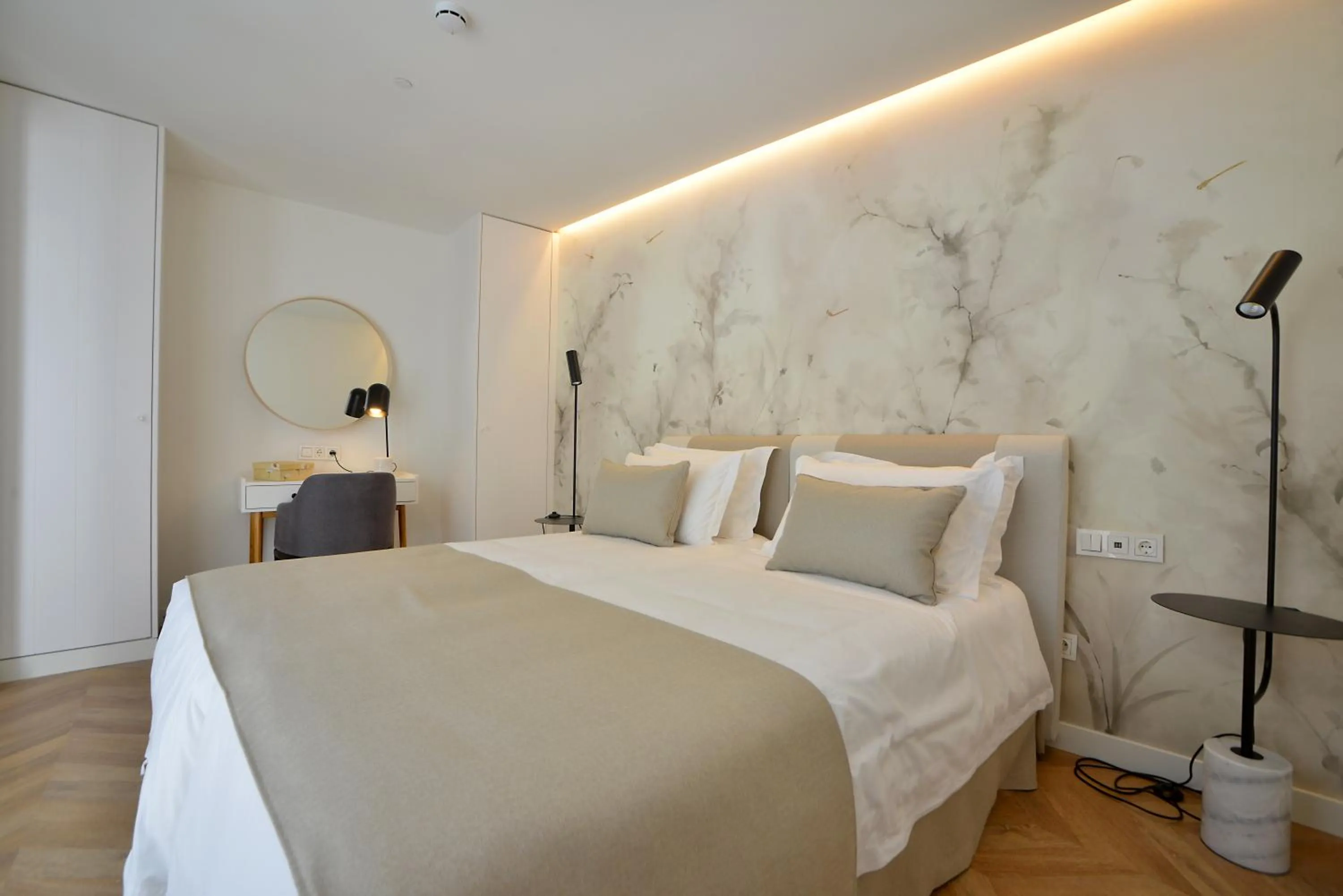 Bedroom, Bed in Plaza Mina Suites - Adults Recommended by Luxury Suites Cadiz