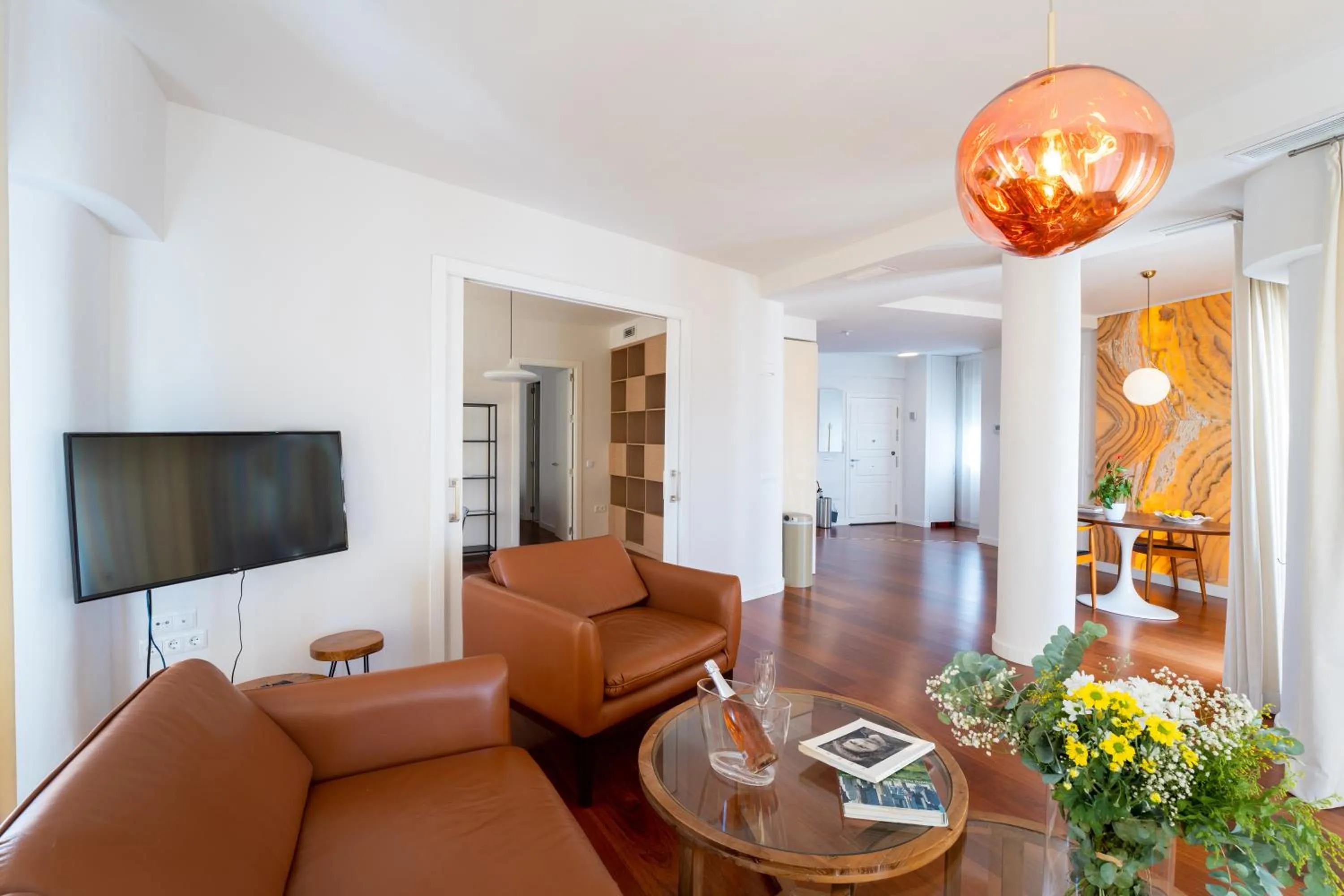 Living room in Plaza Mina Suites - Adults Recommended by Luxury Suites Cadiz