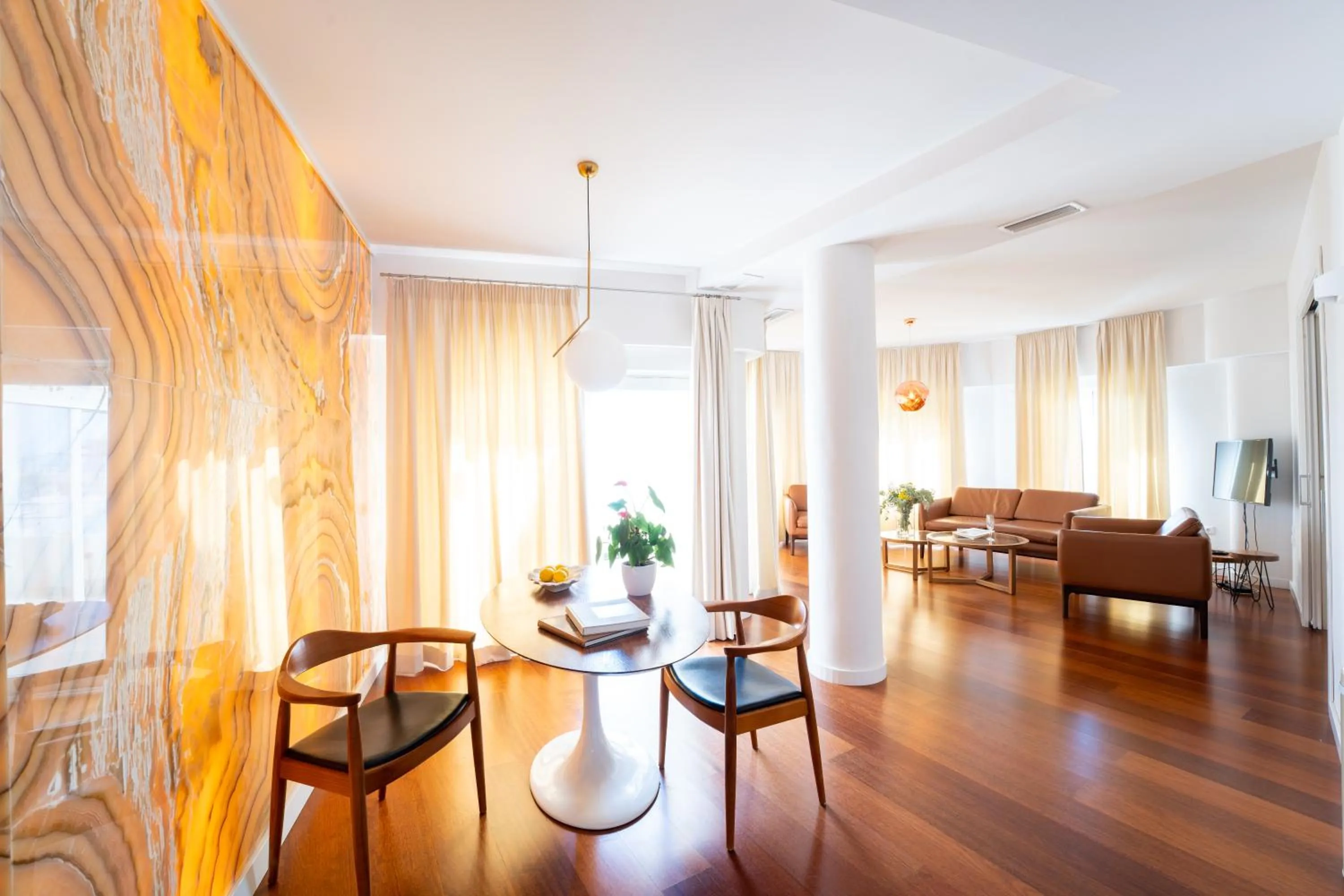 Living room in Plaza Mina Suites - Adults Recommended by Luxury Suites Cadiz