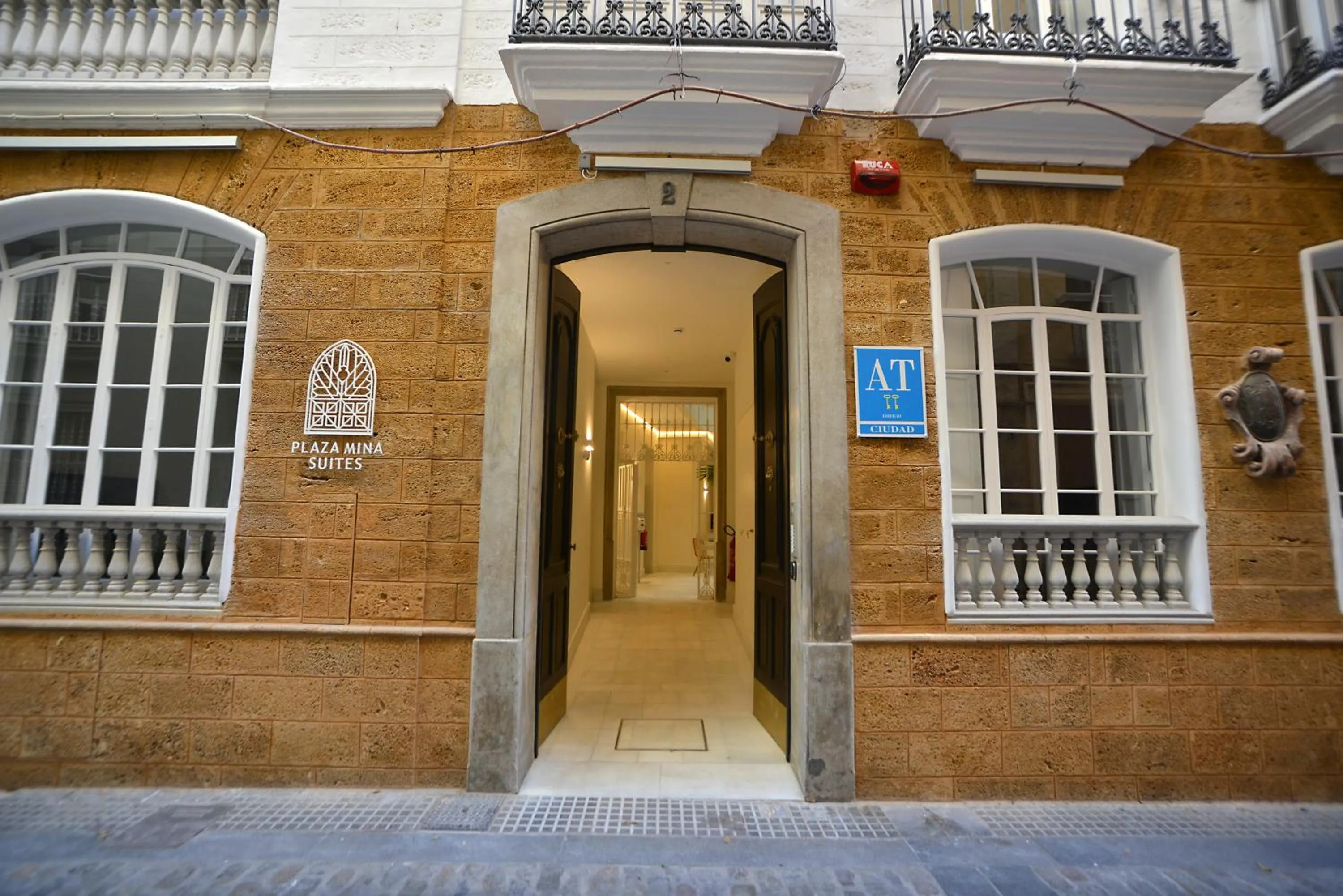 Facade/entrance in Plaza Mina Suites - Adults Recommended by Luxury Suites Cadiz