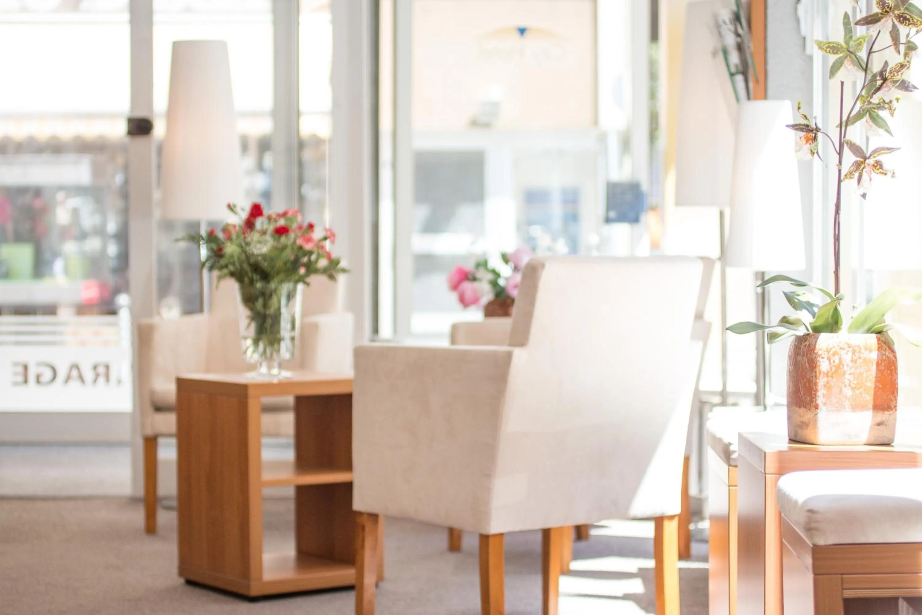 Communal lounge/ TV room in City Hotel Freiburg