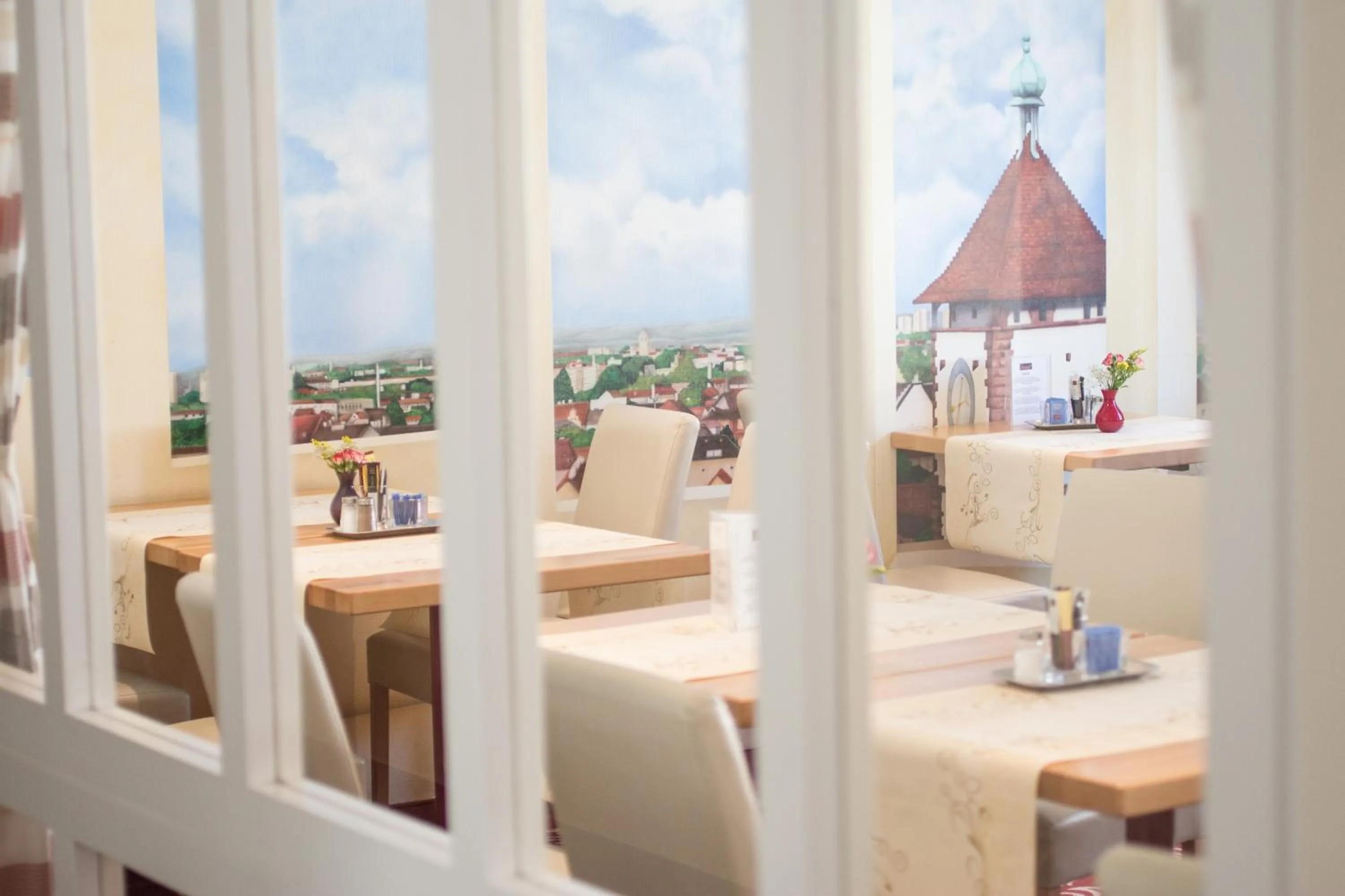 Restaurant/places to eat in City Hotel Freiburg