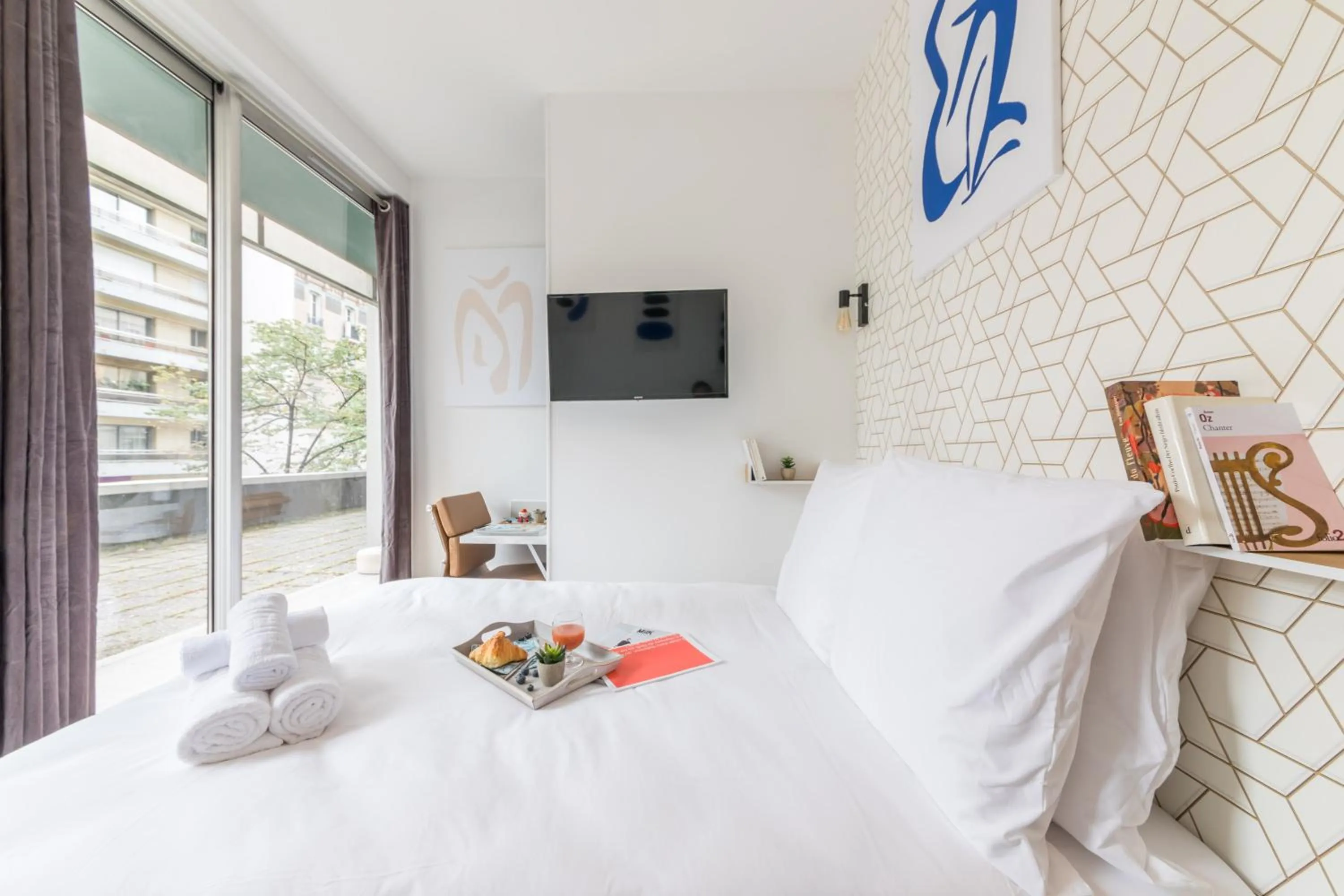 Bedroom, Bed in WS Tour Eiffel - Saint-Charles