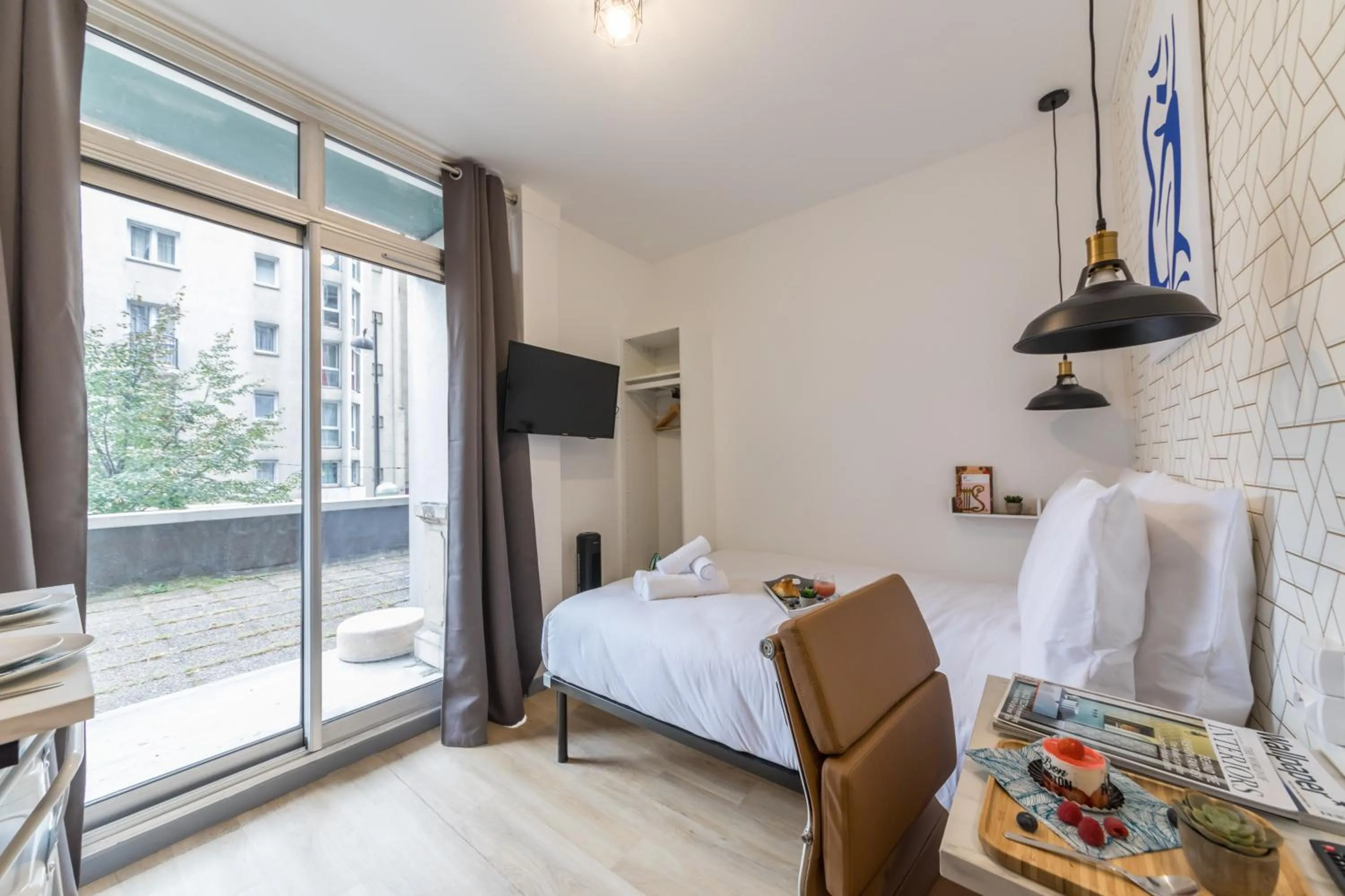 Bedroom, Bed in WS Tour Eiffel - Saint-Charles