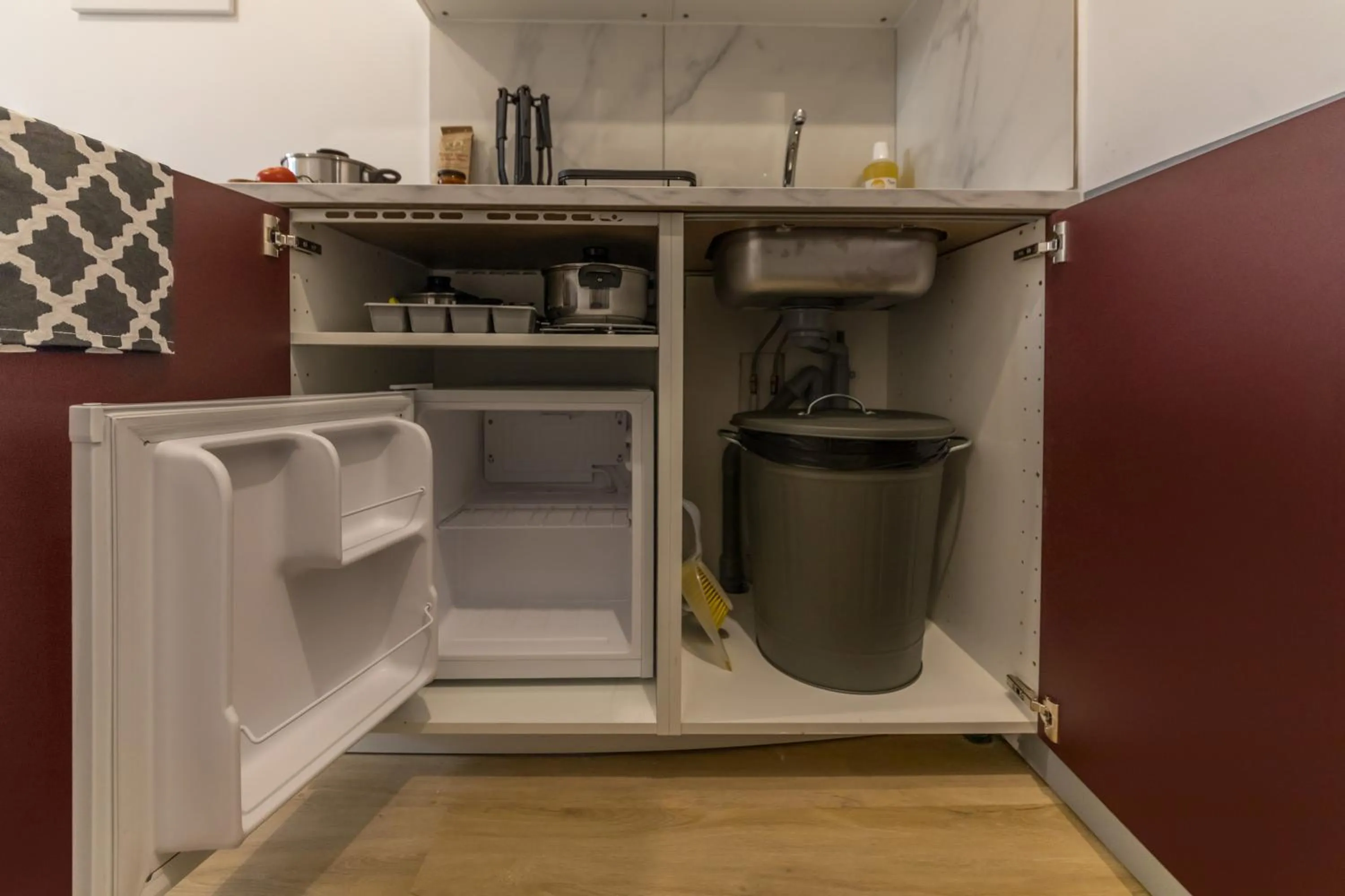 Communal kitchen in WS Tour Eiffel - Saint-Charles