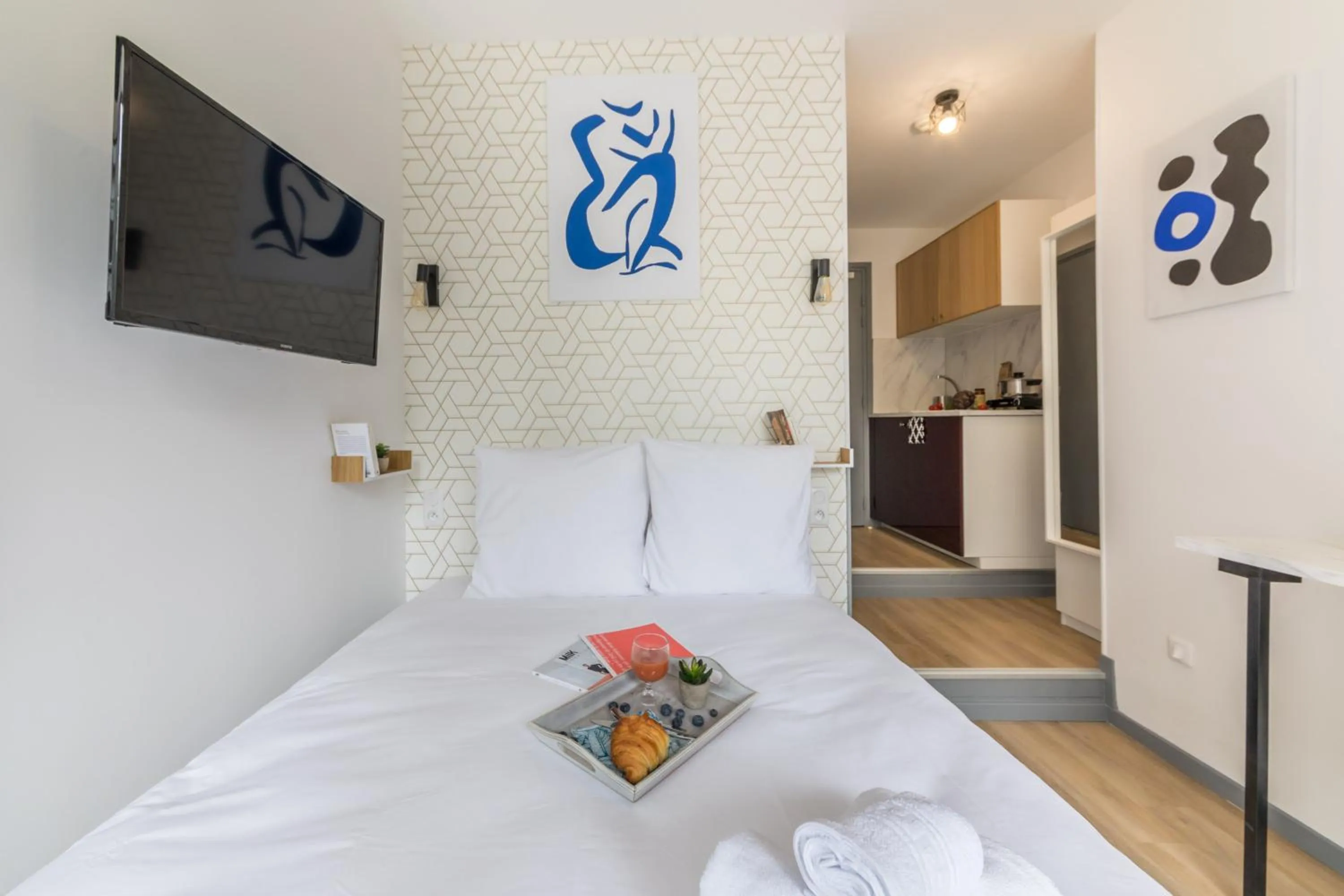 Bedroom, Bed in WS Tour Eiffel - Saint-Charles