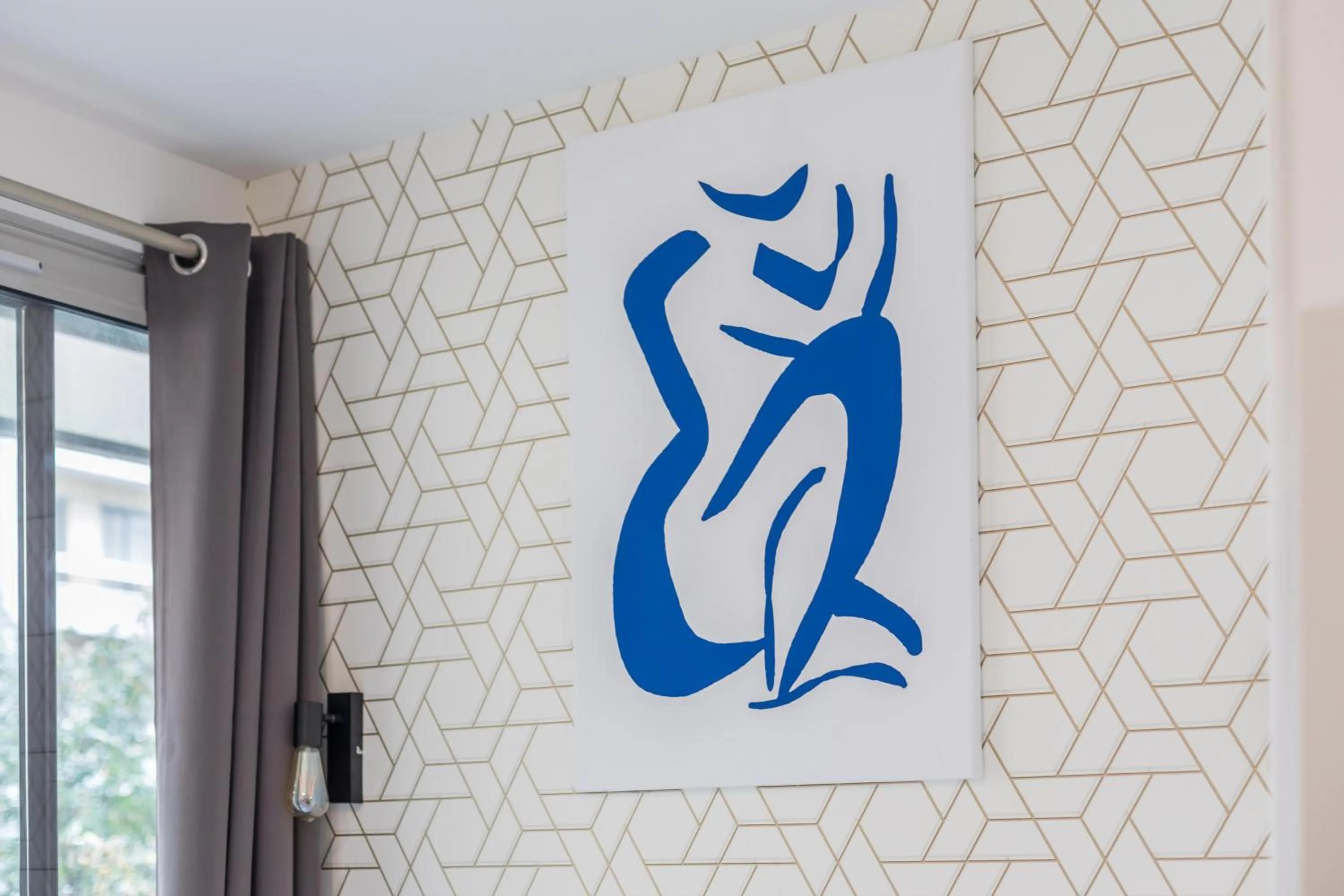 Decorative detail in WS Tour Eiffel - Saint-Charles