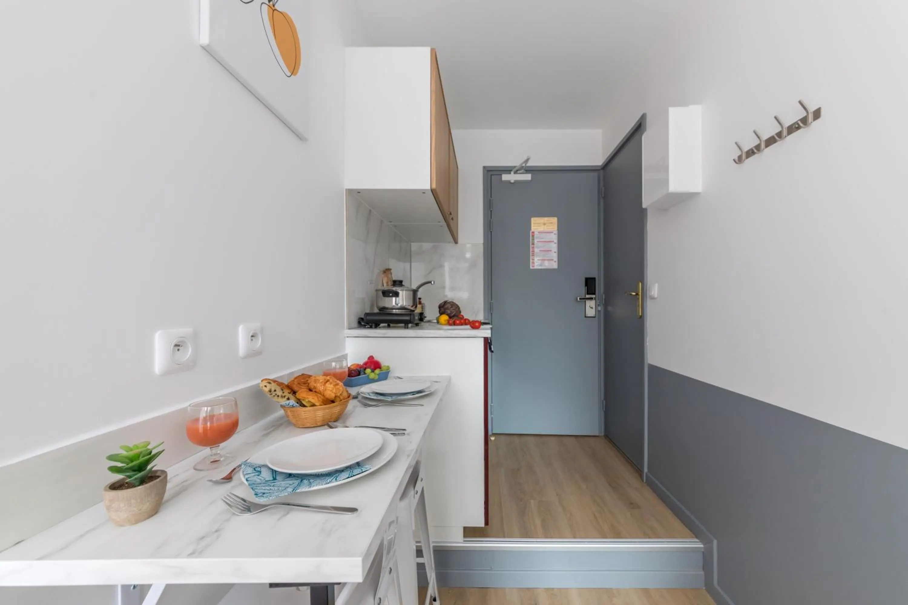 Coffee/tea facilities in WS Tour Eiffel - Saint-Charles