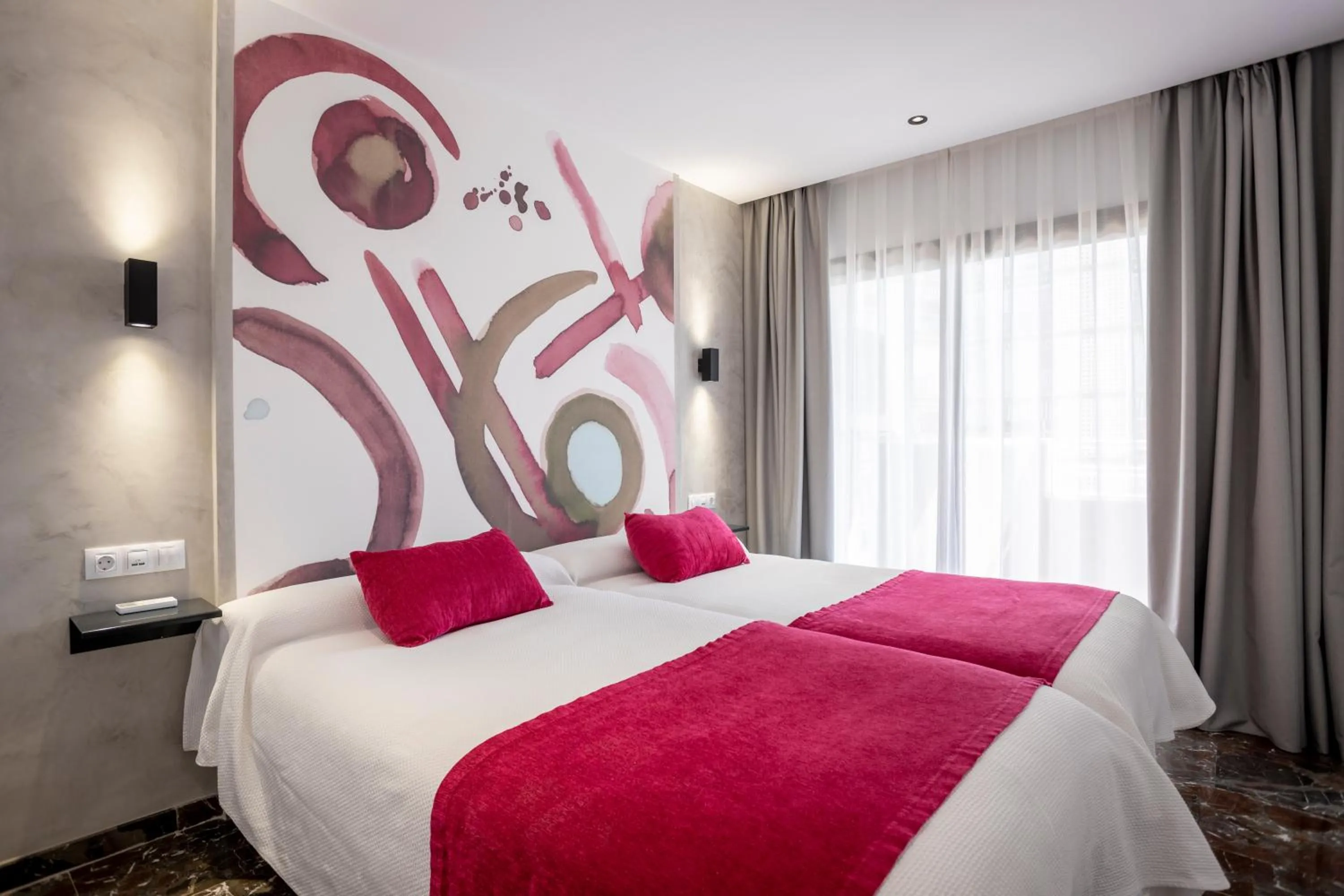 Bedroom, Bed in Apartamentos San Jaime Center Suites