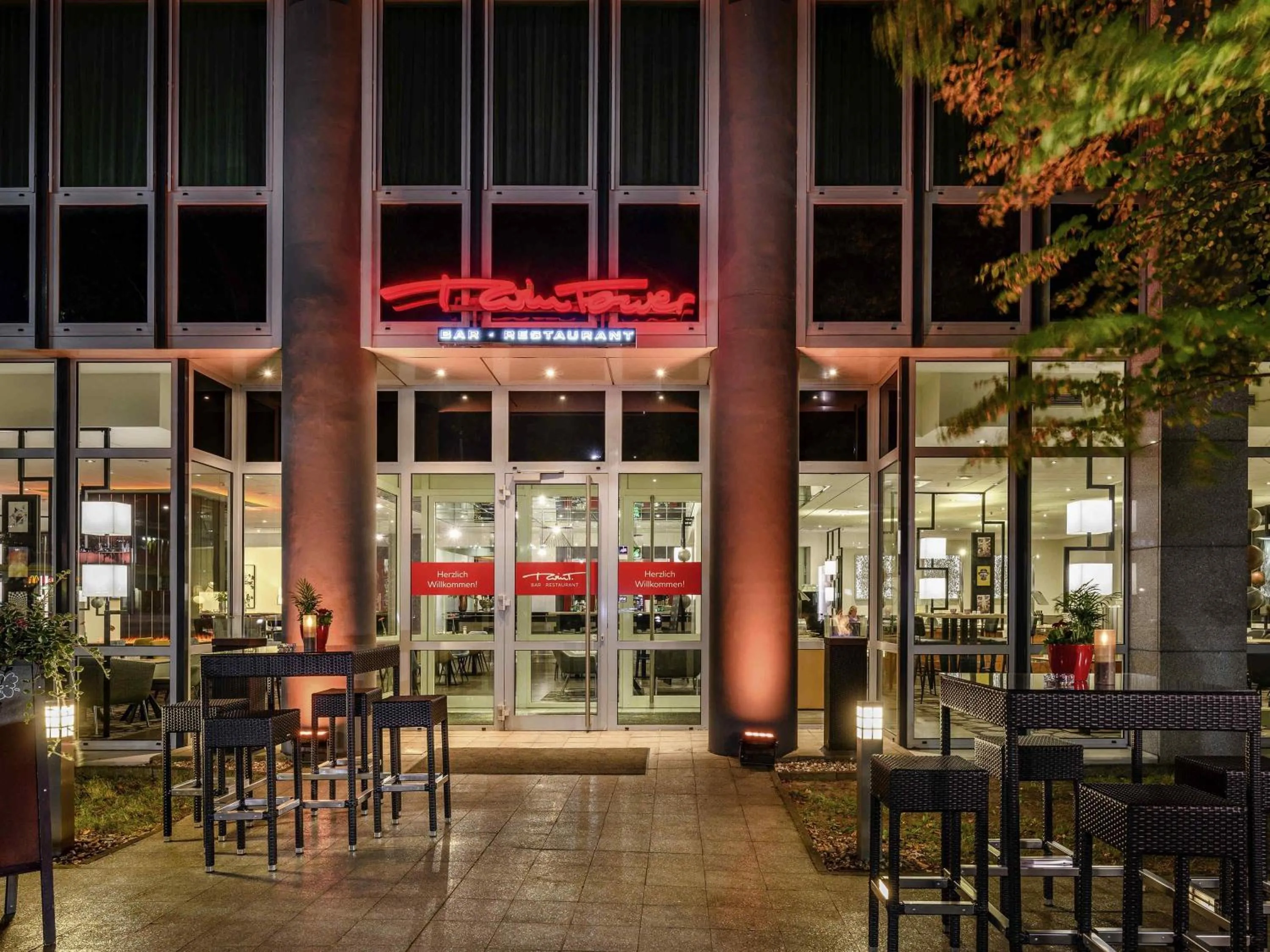 Restaurant/places to eat in Mercure Hotel Bochum City