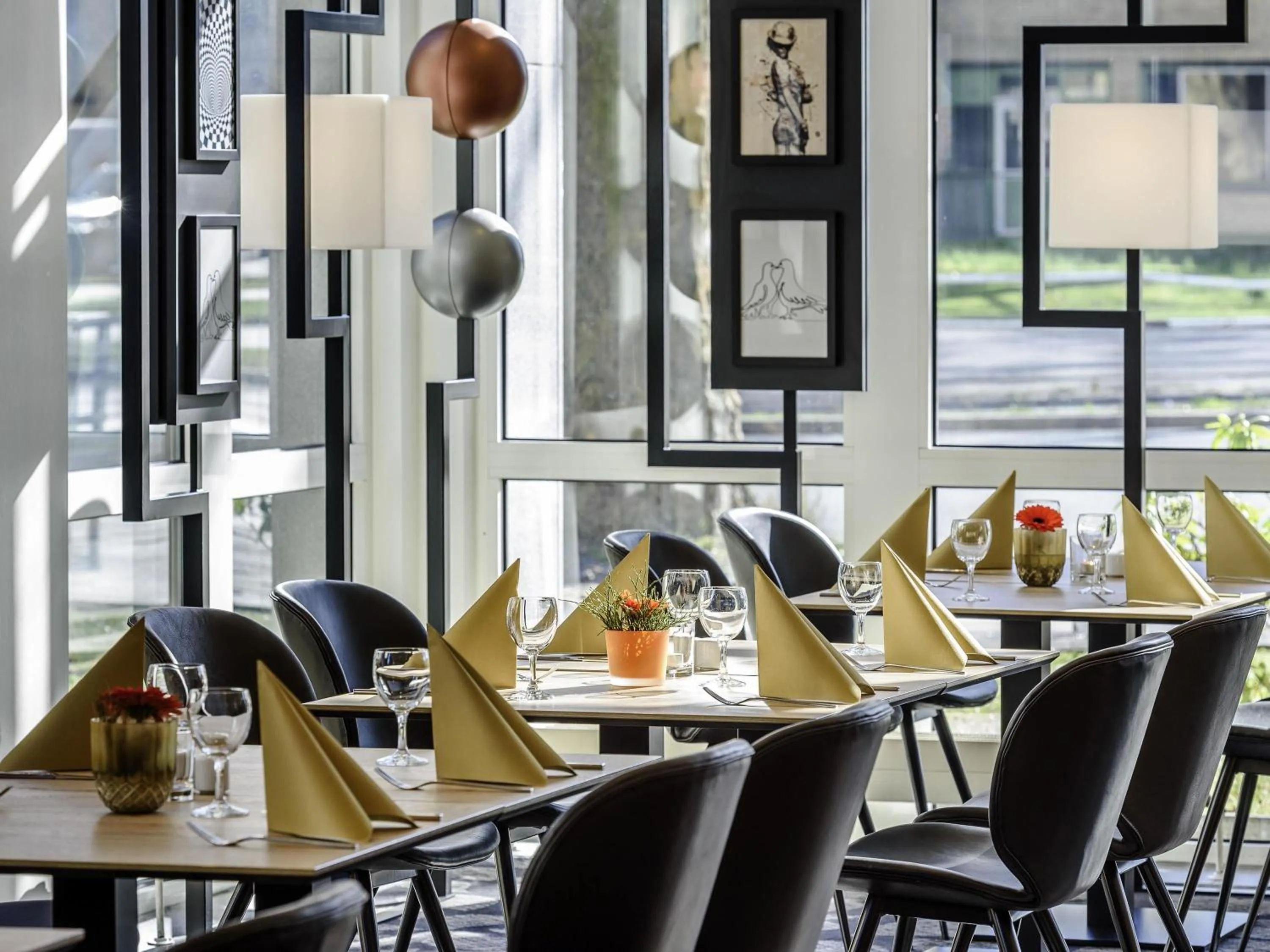 Restaurant/places to eat in Mercure Hotel Bochum City