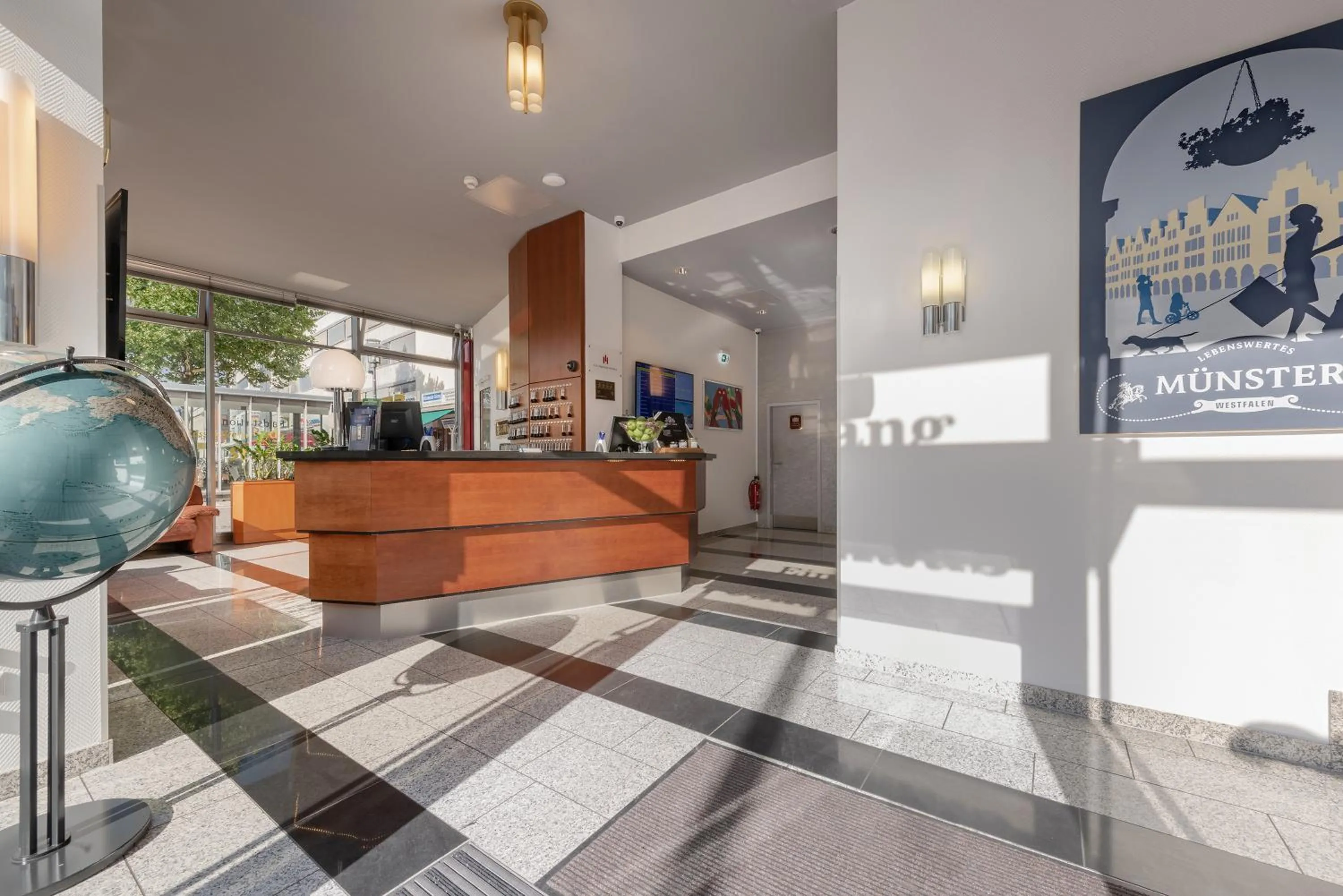 Lobby or reception in Hotel Conti Am Hauptbahnhof