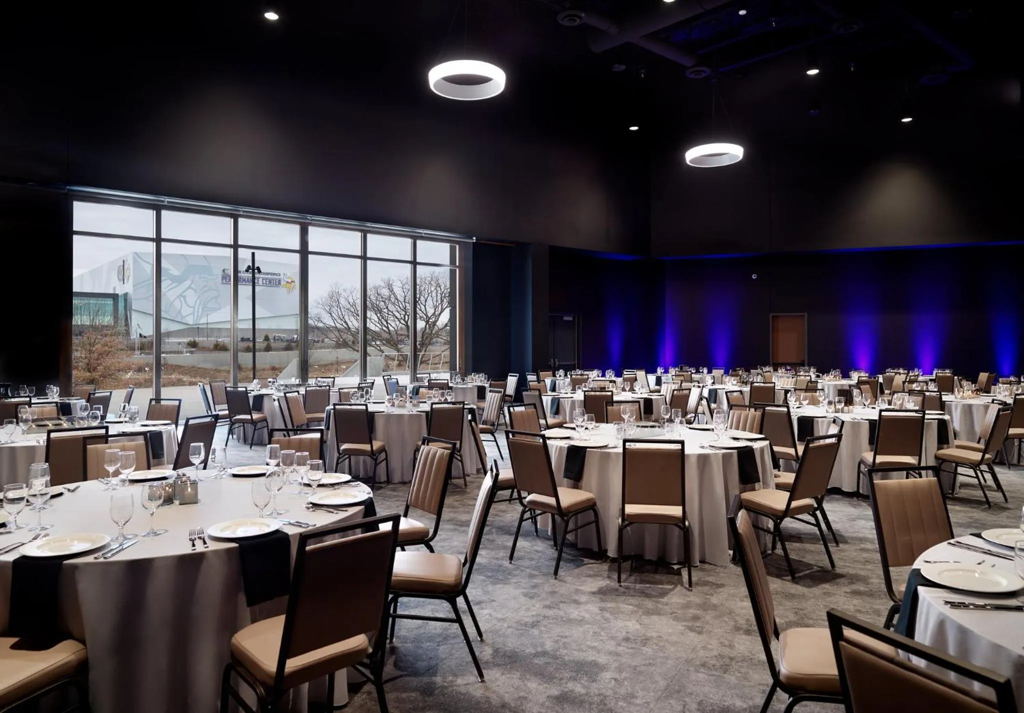 Banquet/Function facilities in Omni Viking Lakes
