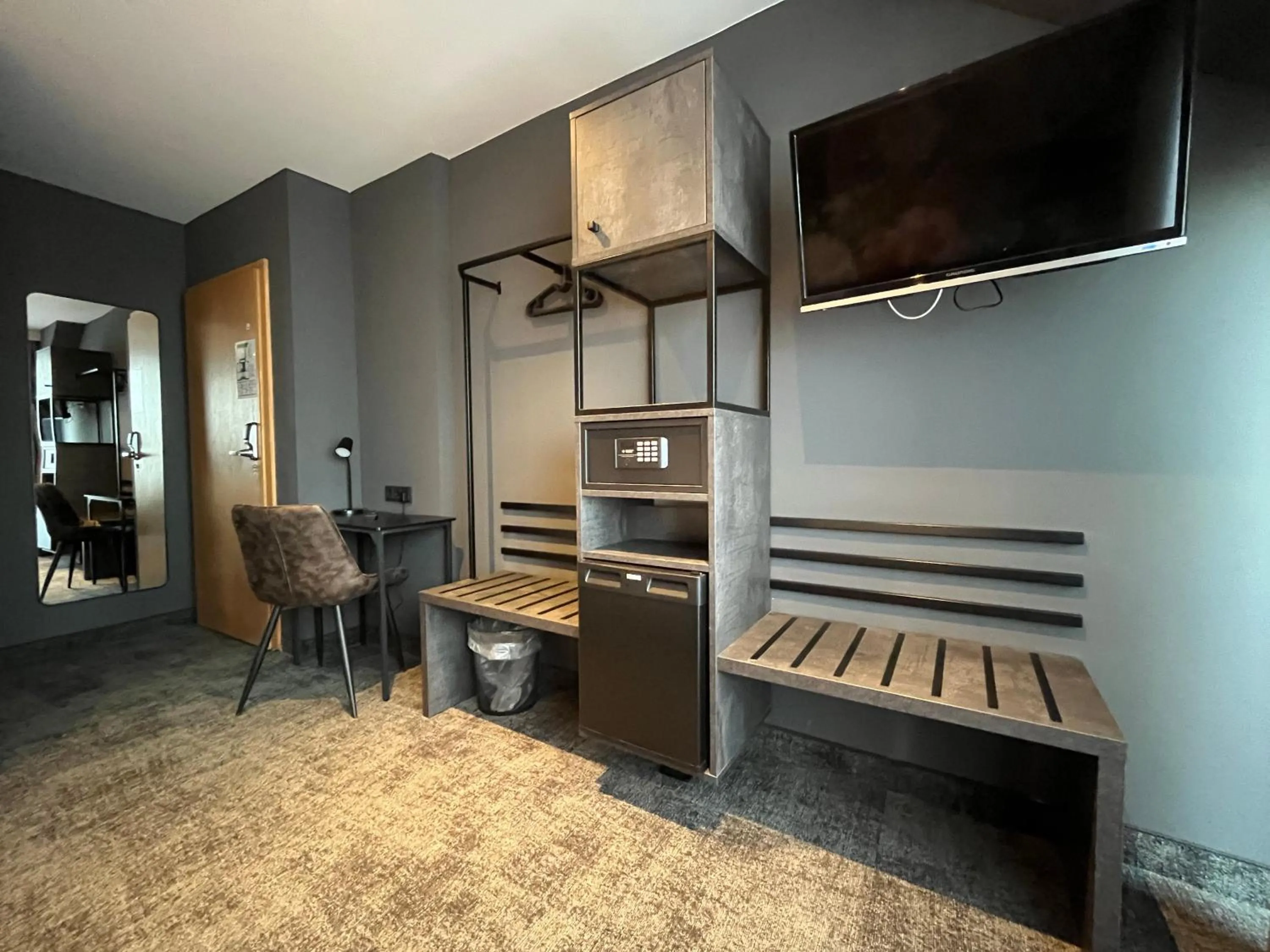 wardrobe in Hotel Elsen