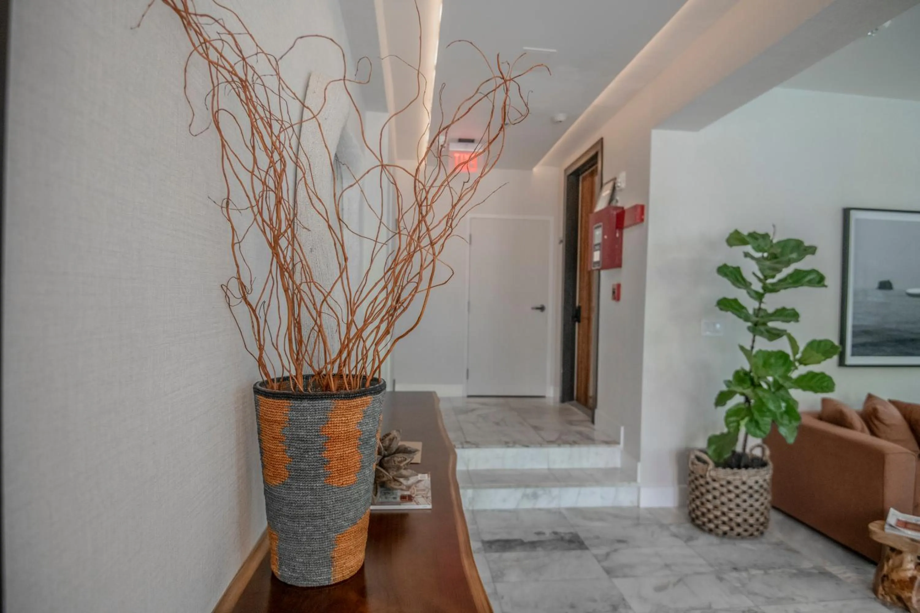 Lobby or reception in Renzzi On The Beach