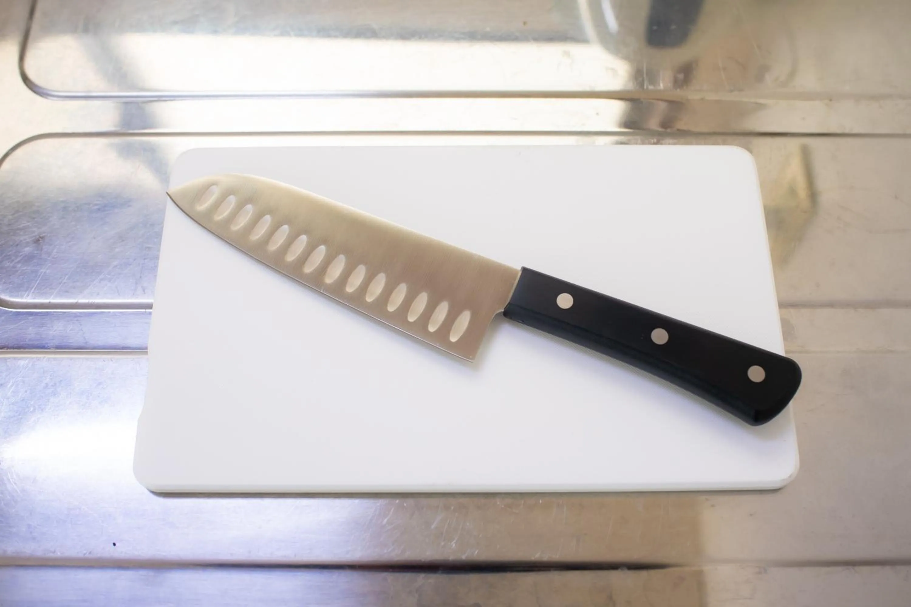 Yoyogi Apartment 2-401 by Tranova