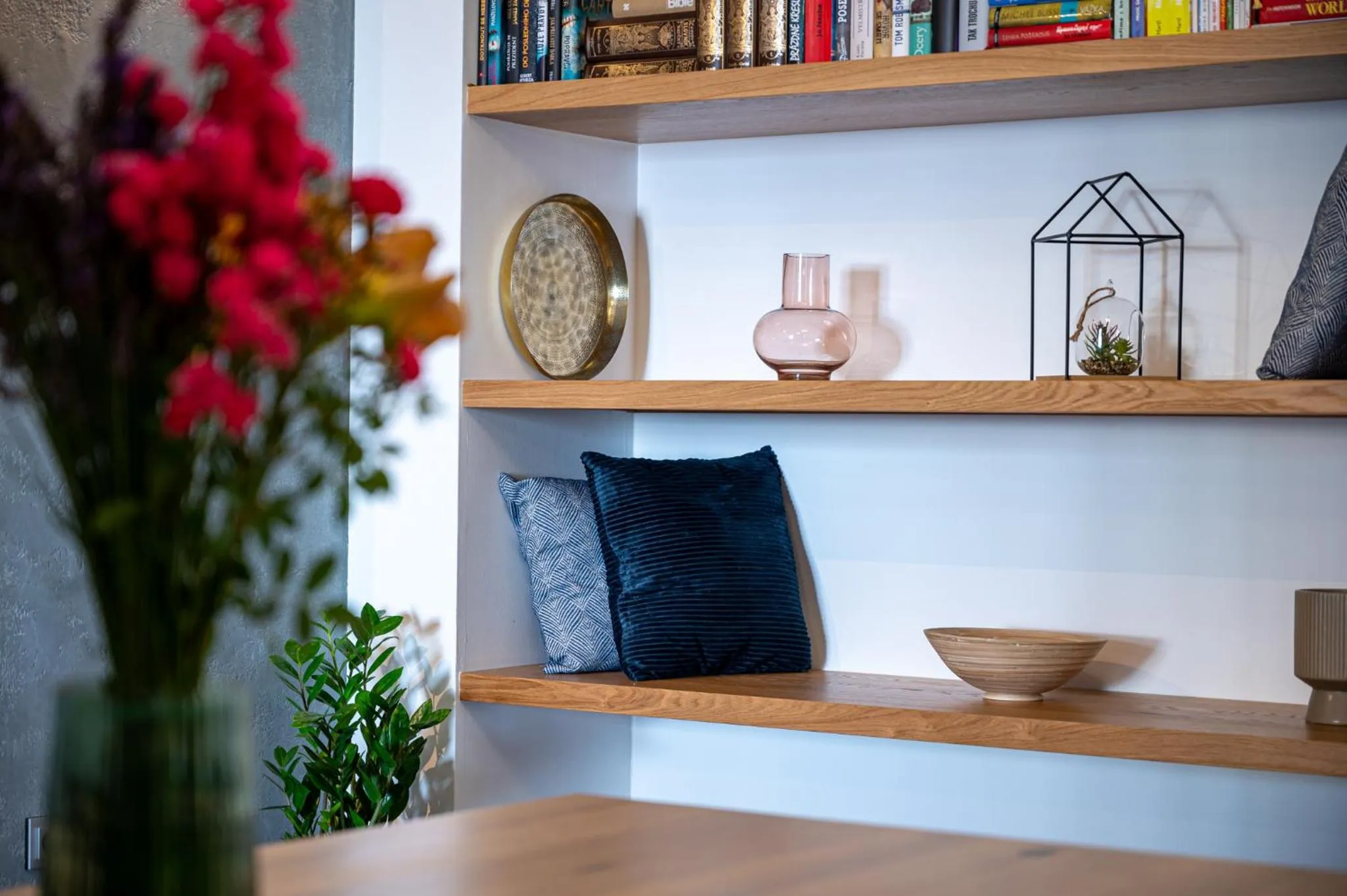 Communal lounge/ TV room in ART Hostel & Apartments