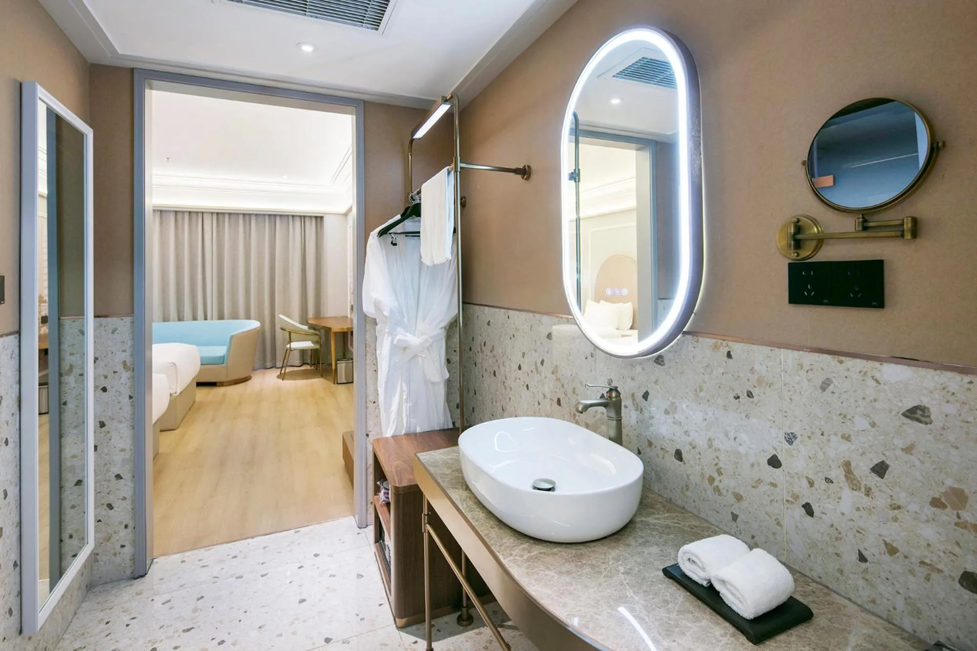 Bathroom in Mercure Kaifeng North