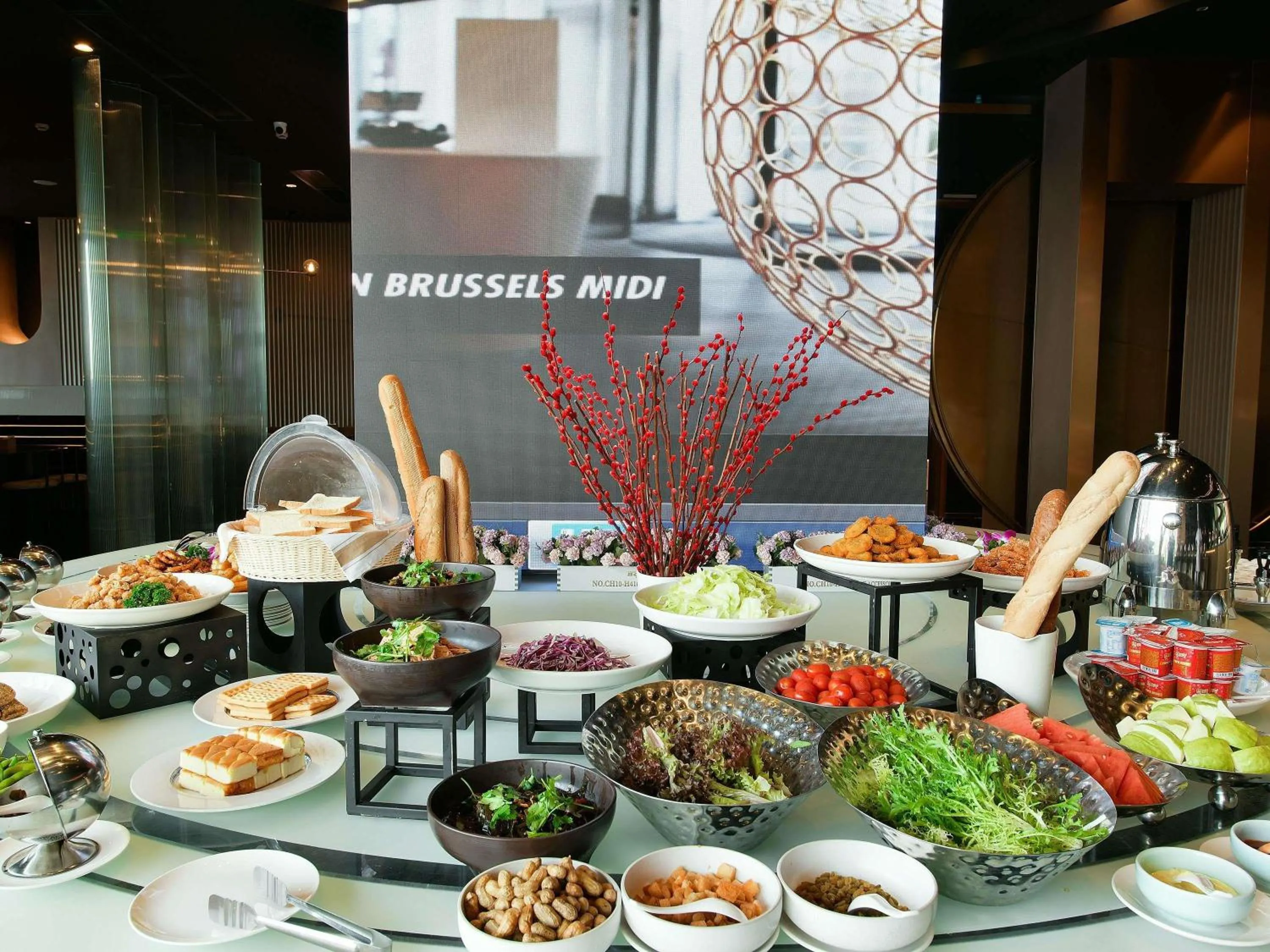 Restaurant/places to eat in Mercure Xiamen Zhongshan Road Pedestrian Street Seaview