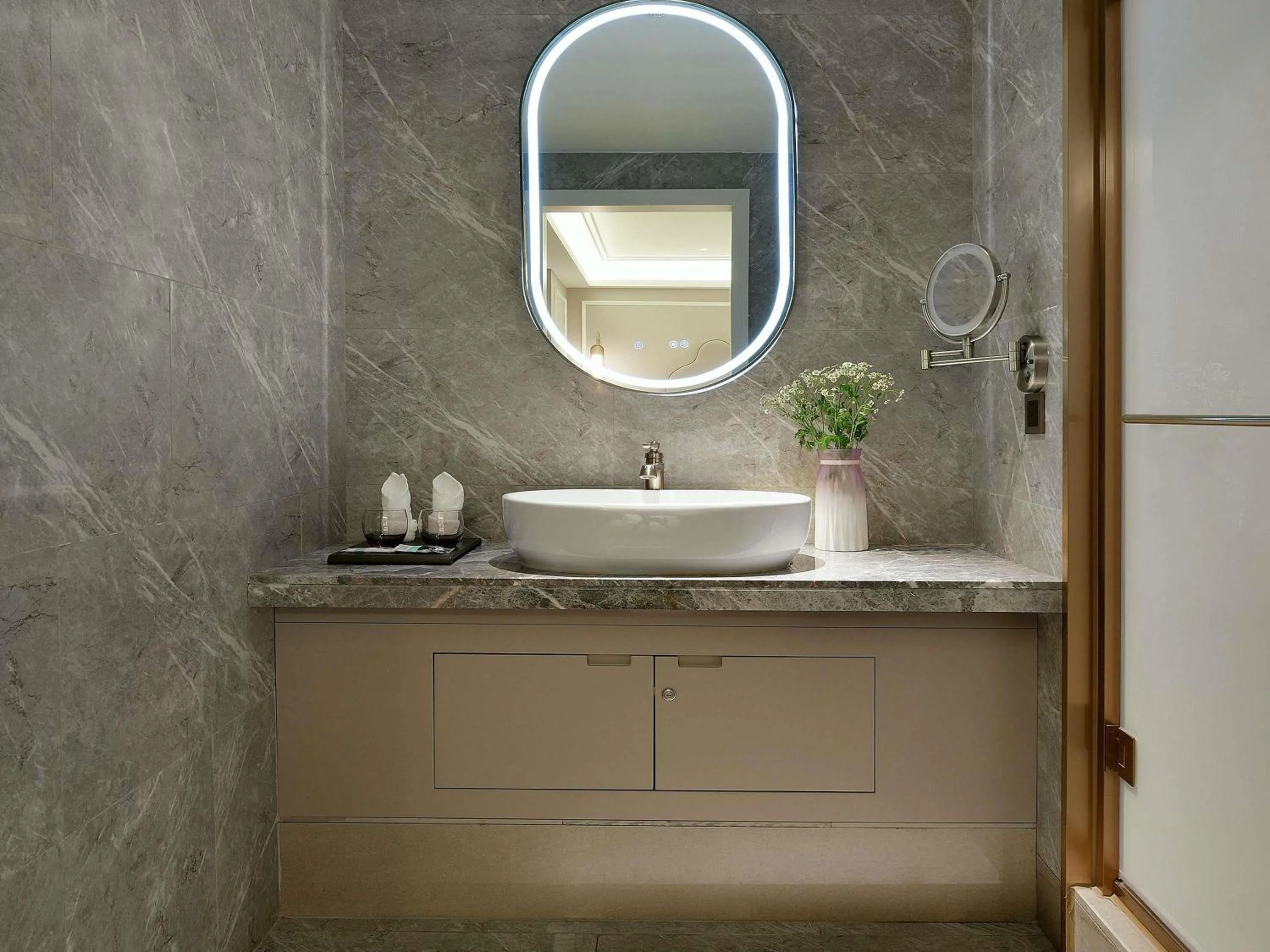 Bedroom in Mercure Xiamen Zhongshan Road Pedestrian Street Seaview