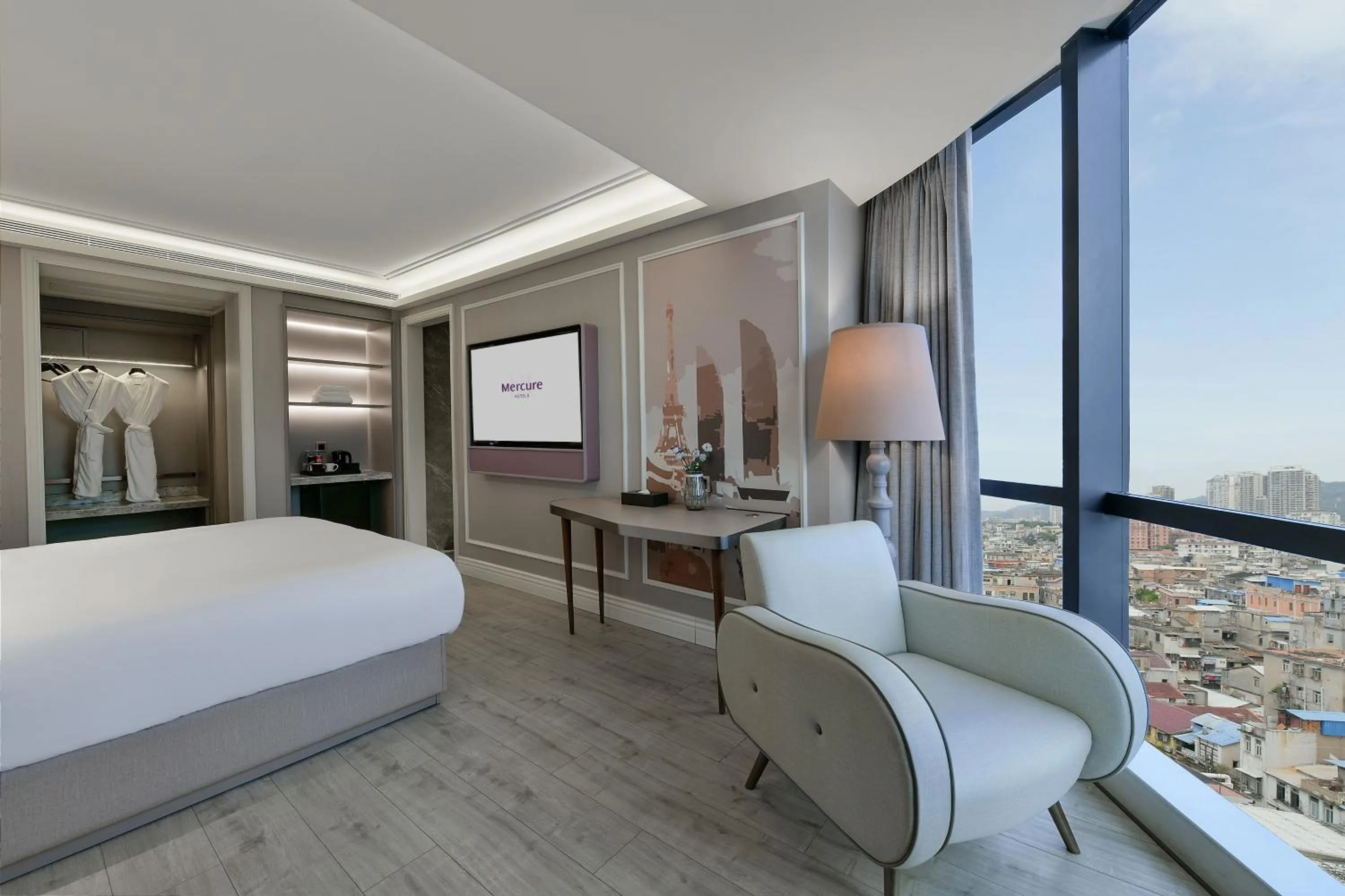 Bedroom, Bed in Mercure Xiamen Zhongshan Road Pedestrian Street Seaview