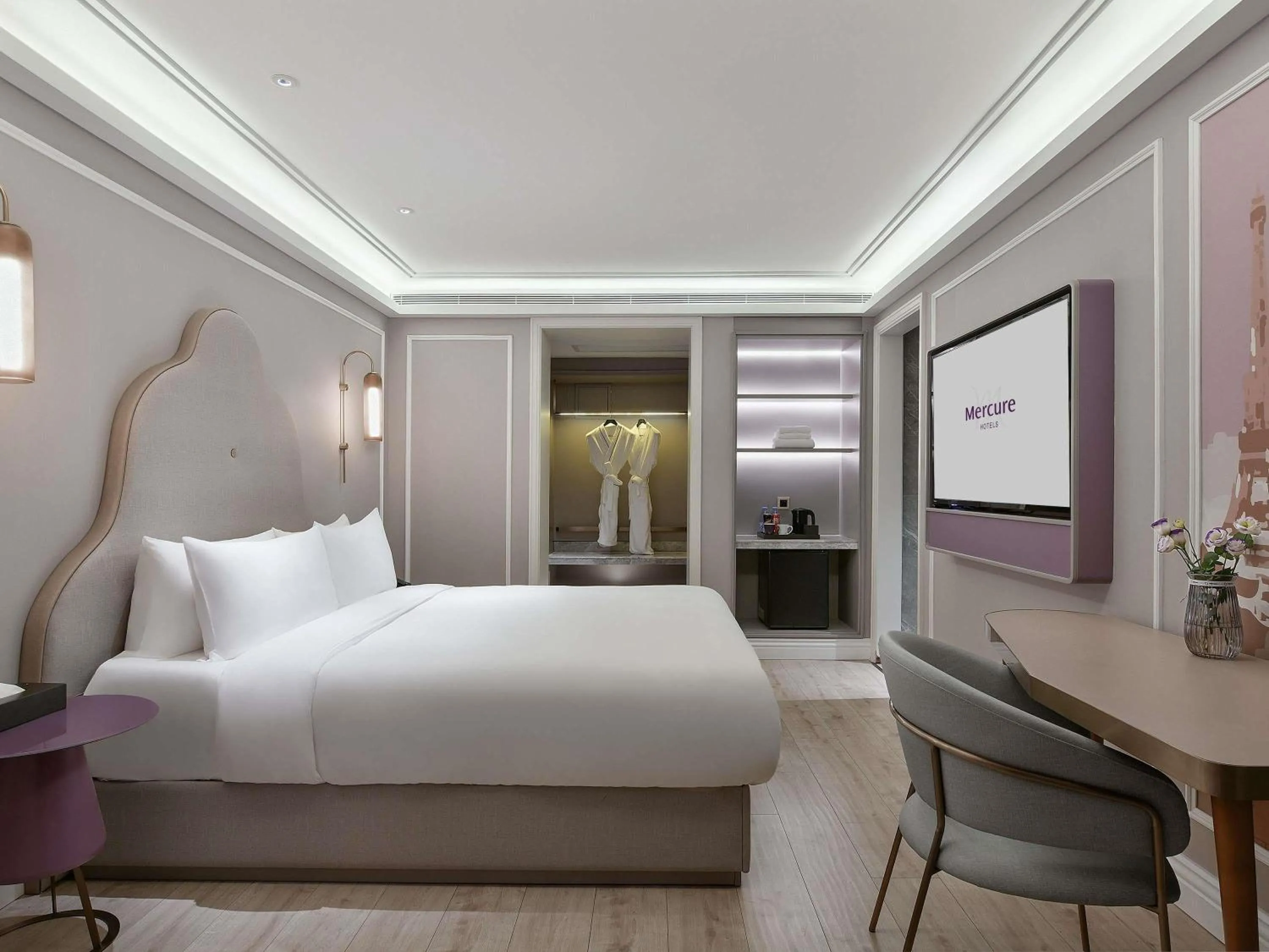 Bedroom, Bed in Mercure Xiamen Zhongshan Road Pedestrian Street Seaview