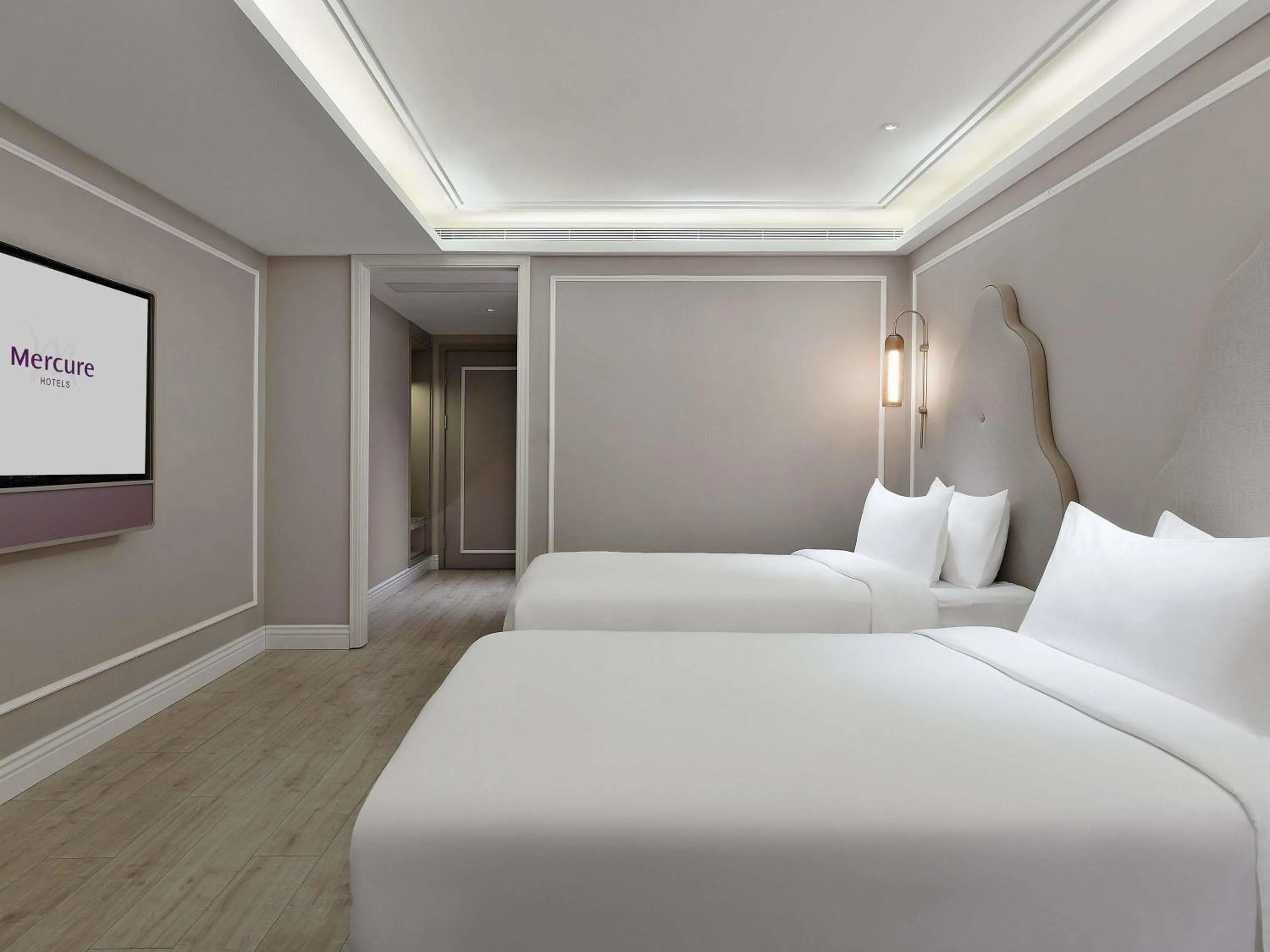Bedroom, Bed in Mercure Xiamen Zhongshan Road Pedestrian Street Seaview