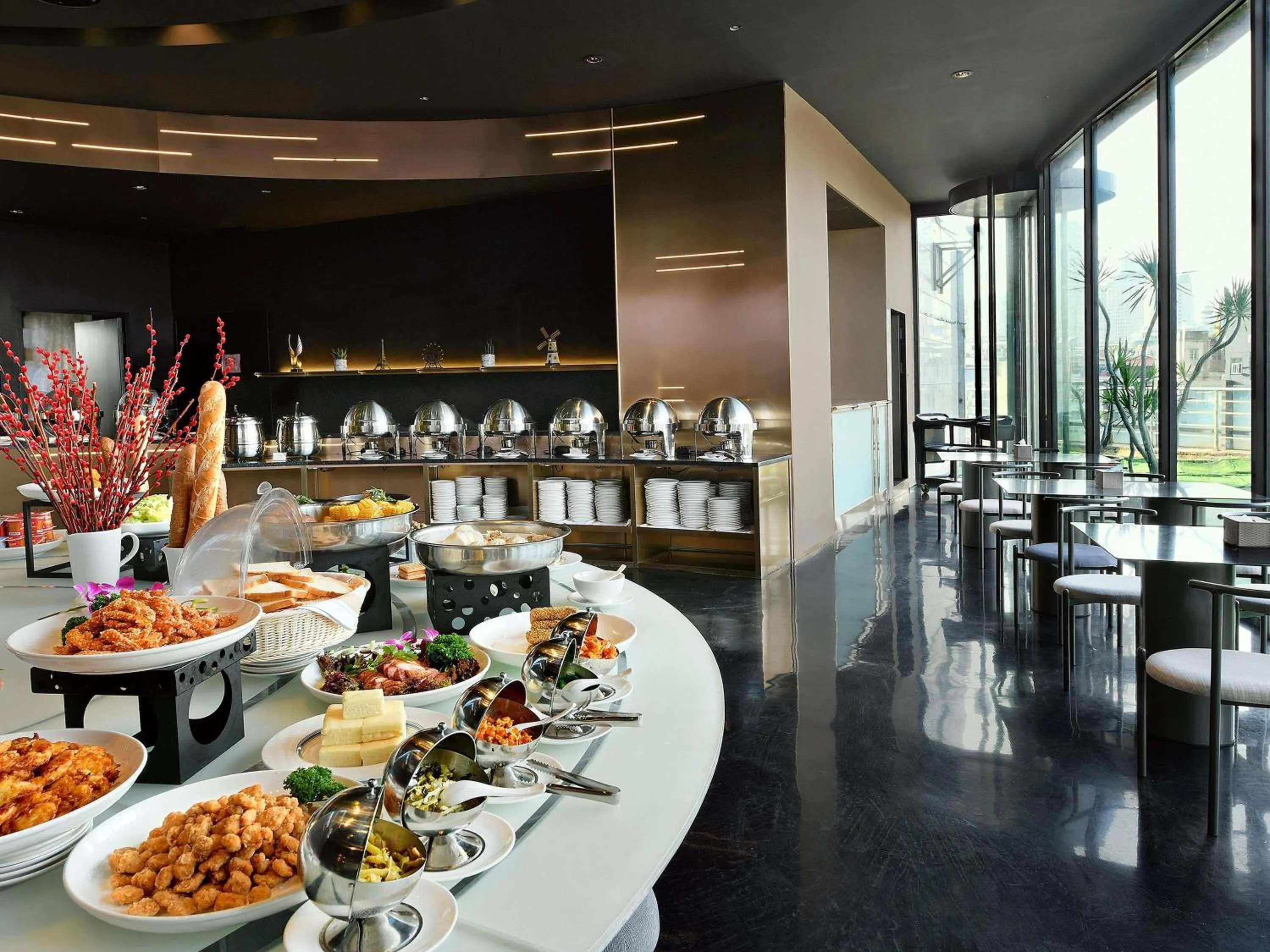 Restaurant/places to eat in Mercure Xiamen Zhongshan Road Pedestrian Street Seaview